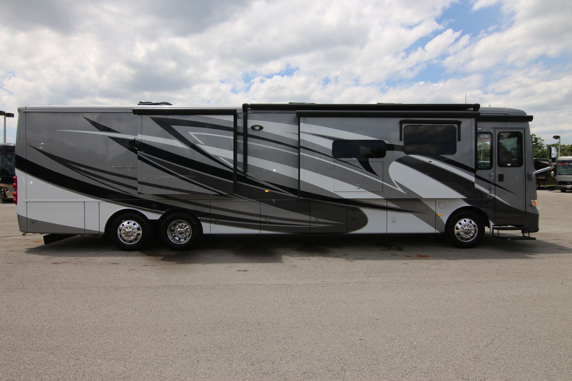 New 2019 Newmar Ventana 4369 Class A  For Sale