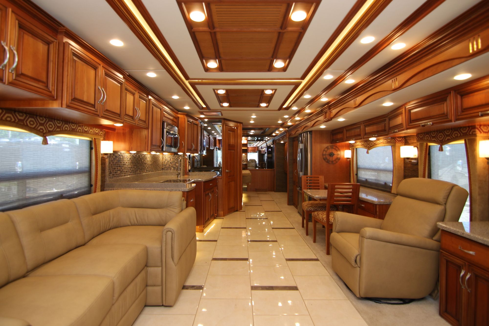 Used 2014 Newmar Mountain Aire 4361 Class A  For Sale