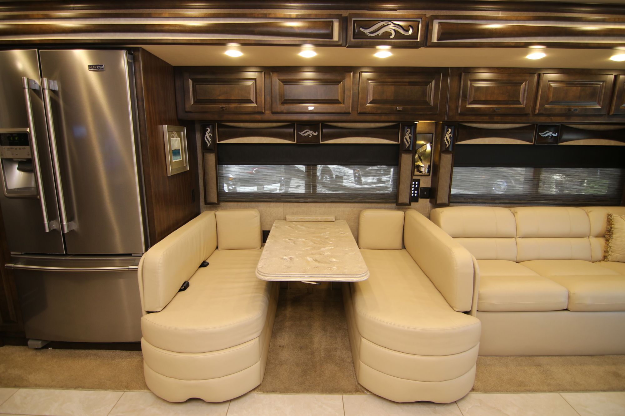 Used 2018 Tiffin Motor Homes Phaeton 40QKH Class A  For Sale