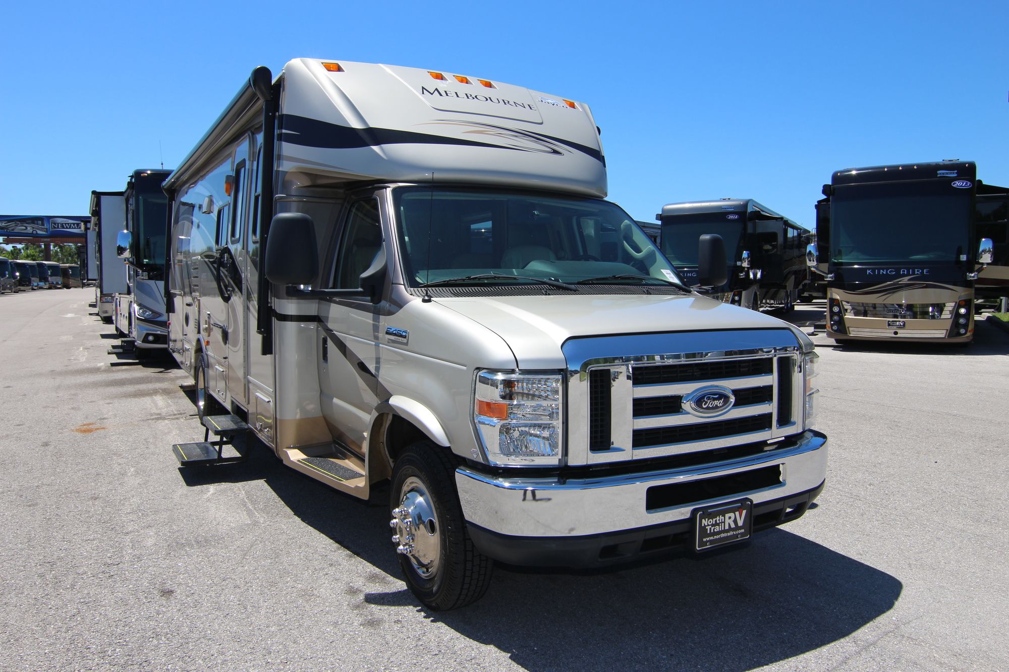 Used 2013 Jayco Melbourne 28F Class C  For Sale