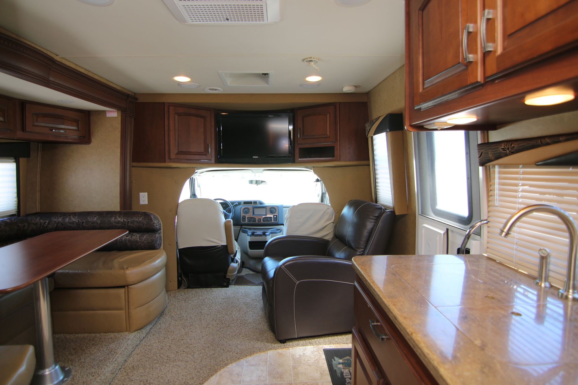 Used 2013 Jayco Melbourne 28F Class C  For Sale