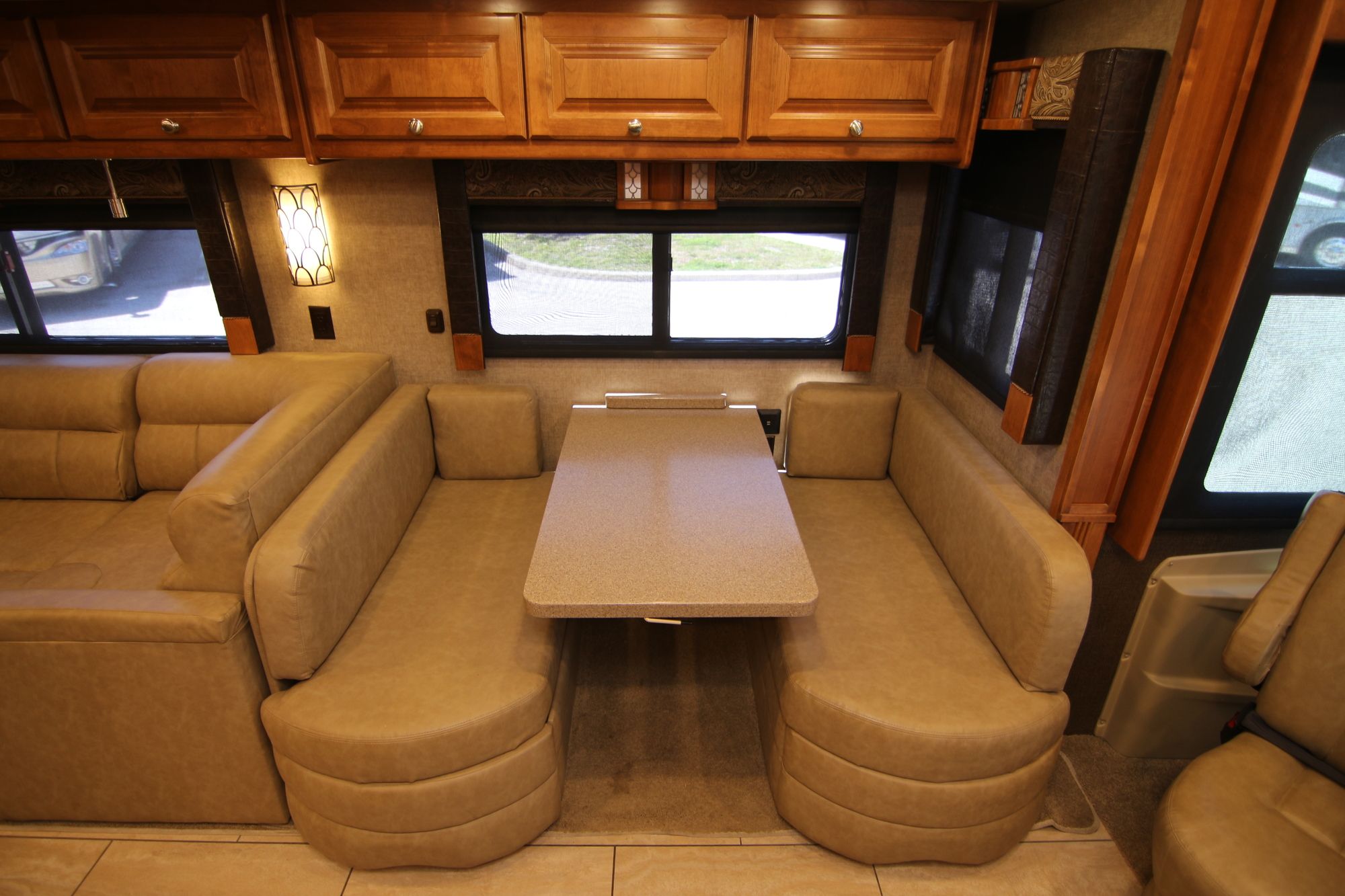 Used 2017 Tiffin Motor Homes Allegro 32SA Class A  For Sale