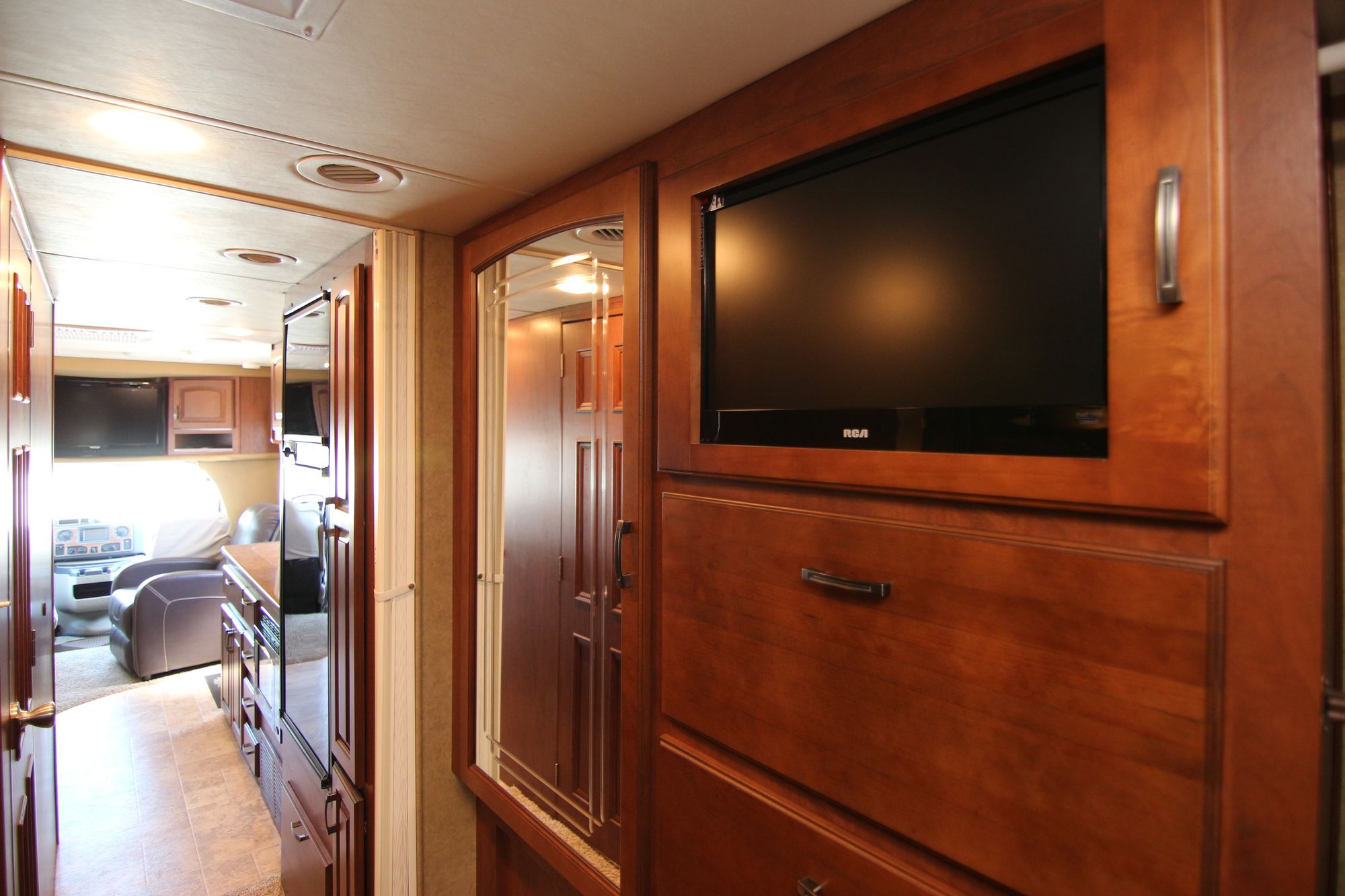 Used 2013 Jayco Melbourne 28F Class C  For Sale