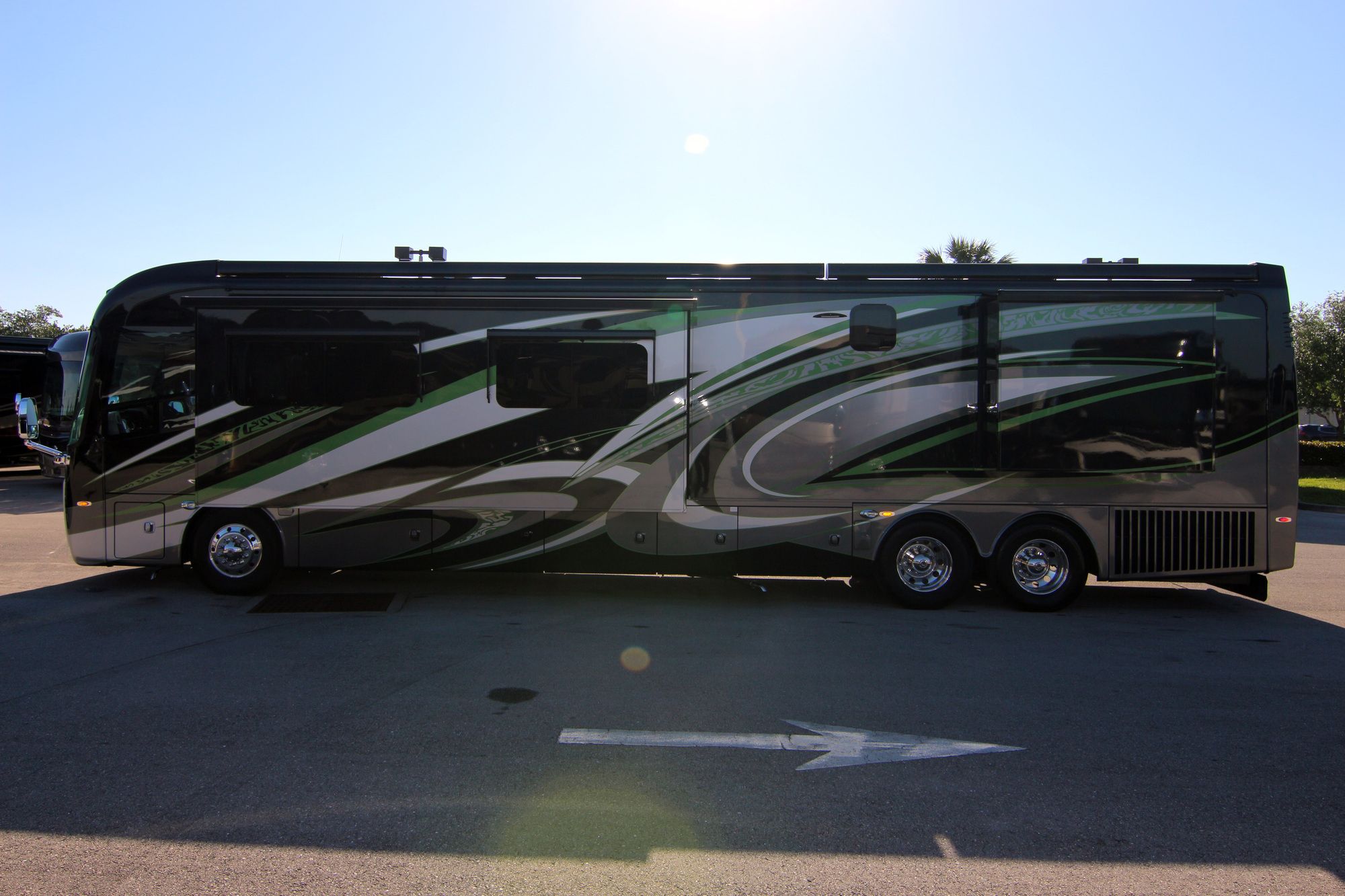 Used 2016 Entegra Anthem 44DLQ Class A  For Sale