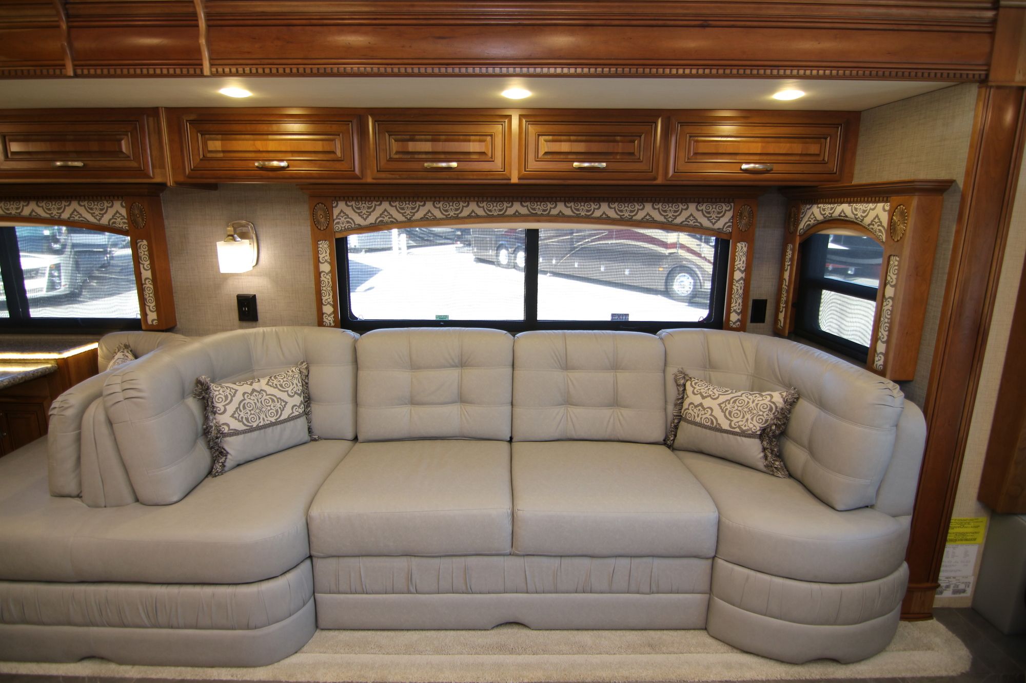 Used 2016 Entegra Anthem 44DLQ Class A  For Sale