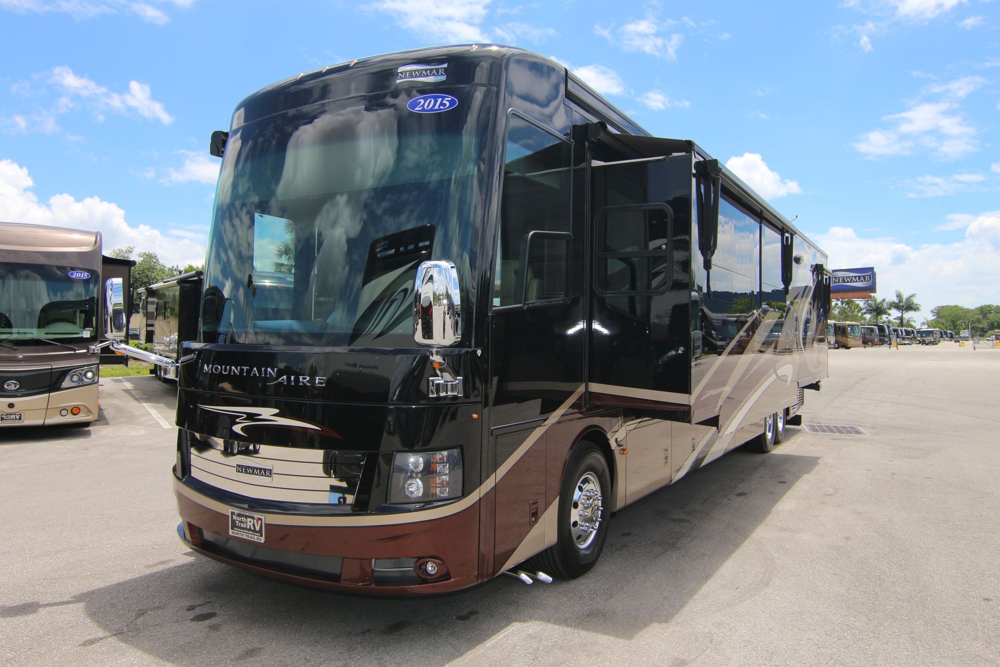 Used 2015 Newmar Mountain Aire 4553 Class A  For Sale