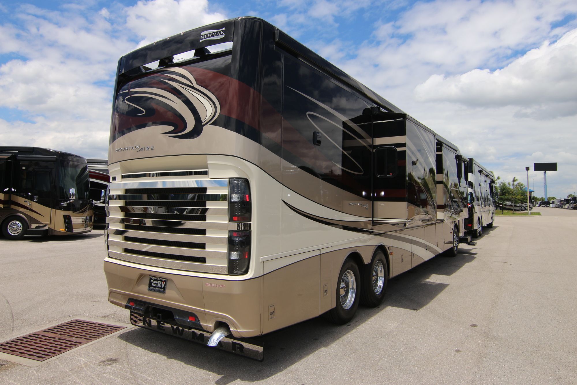 Used 2015 Newmar Mountain Aire 4553 Class A  For Sale