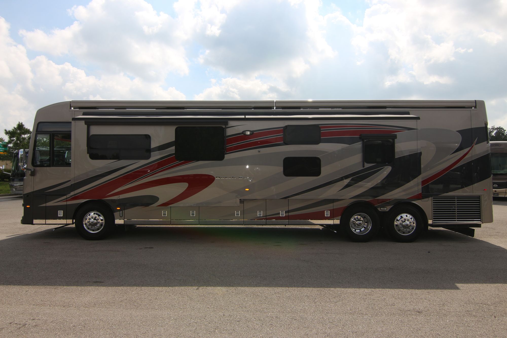New 2019 Newmar Dutch Star 4326 Class A  For Sale