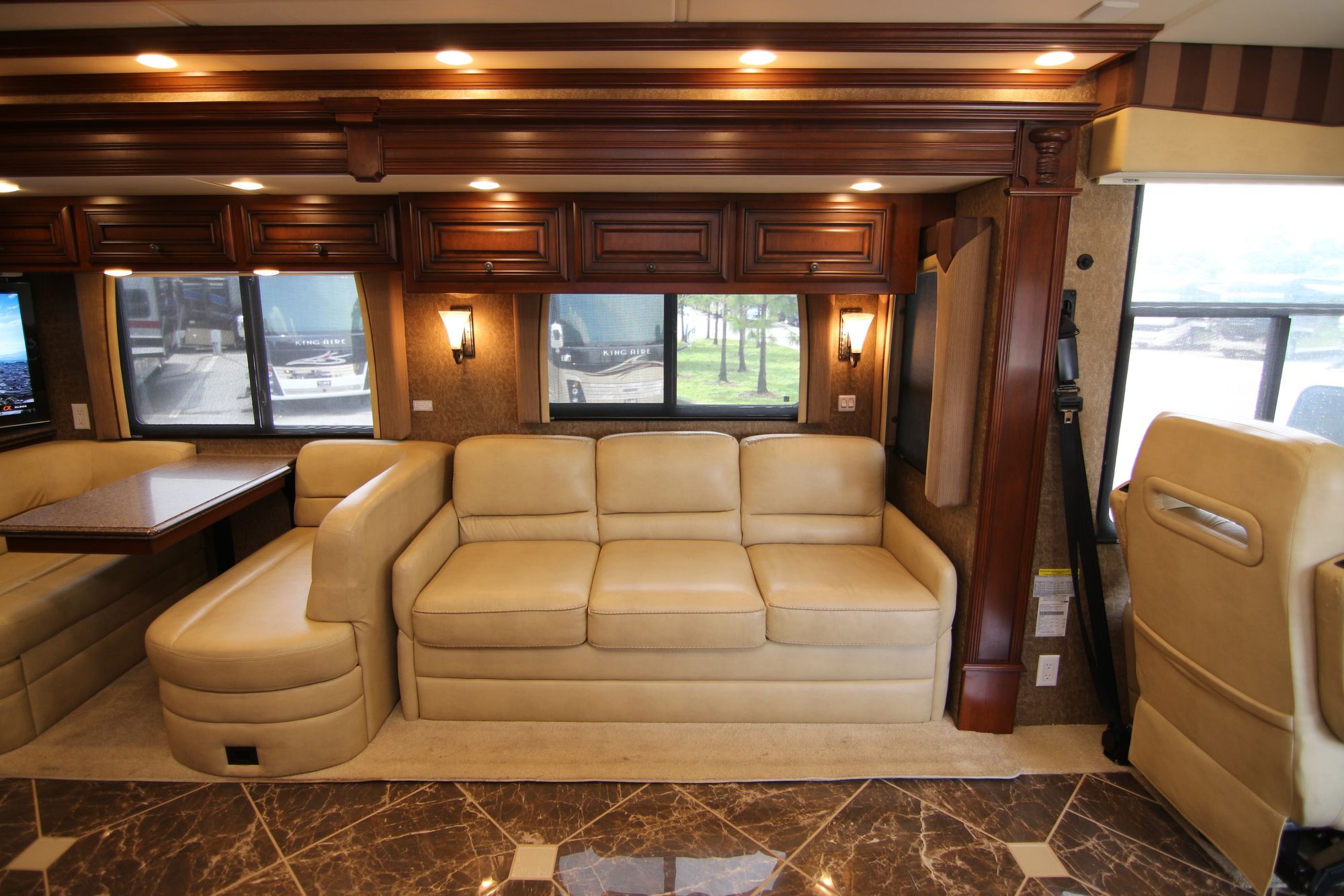 Used 2013 Newmar Dutch Star 4344 Class A  For Sale