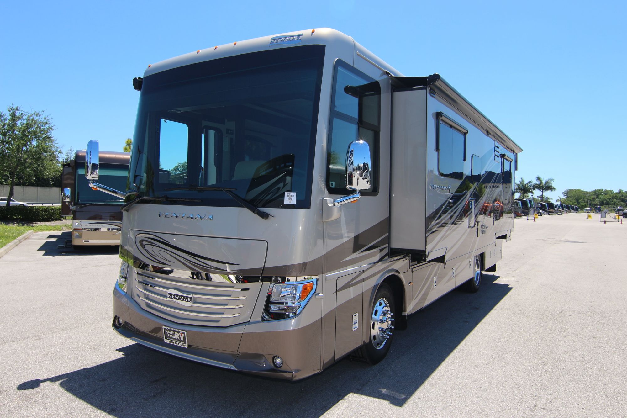 Used 2018 Newmar Ventana 3436 Class A  For Sale