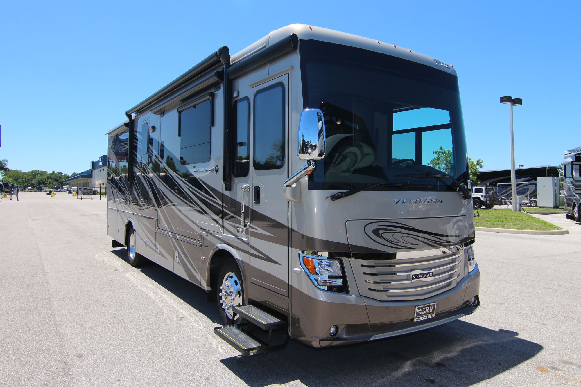 Used 2018 Newmar Ventana 3436 Class A  For Sale