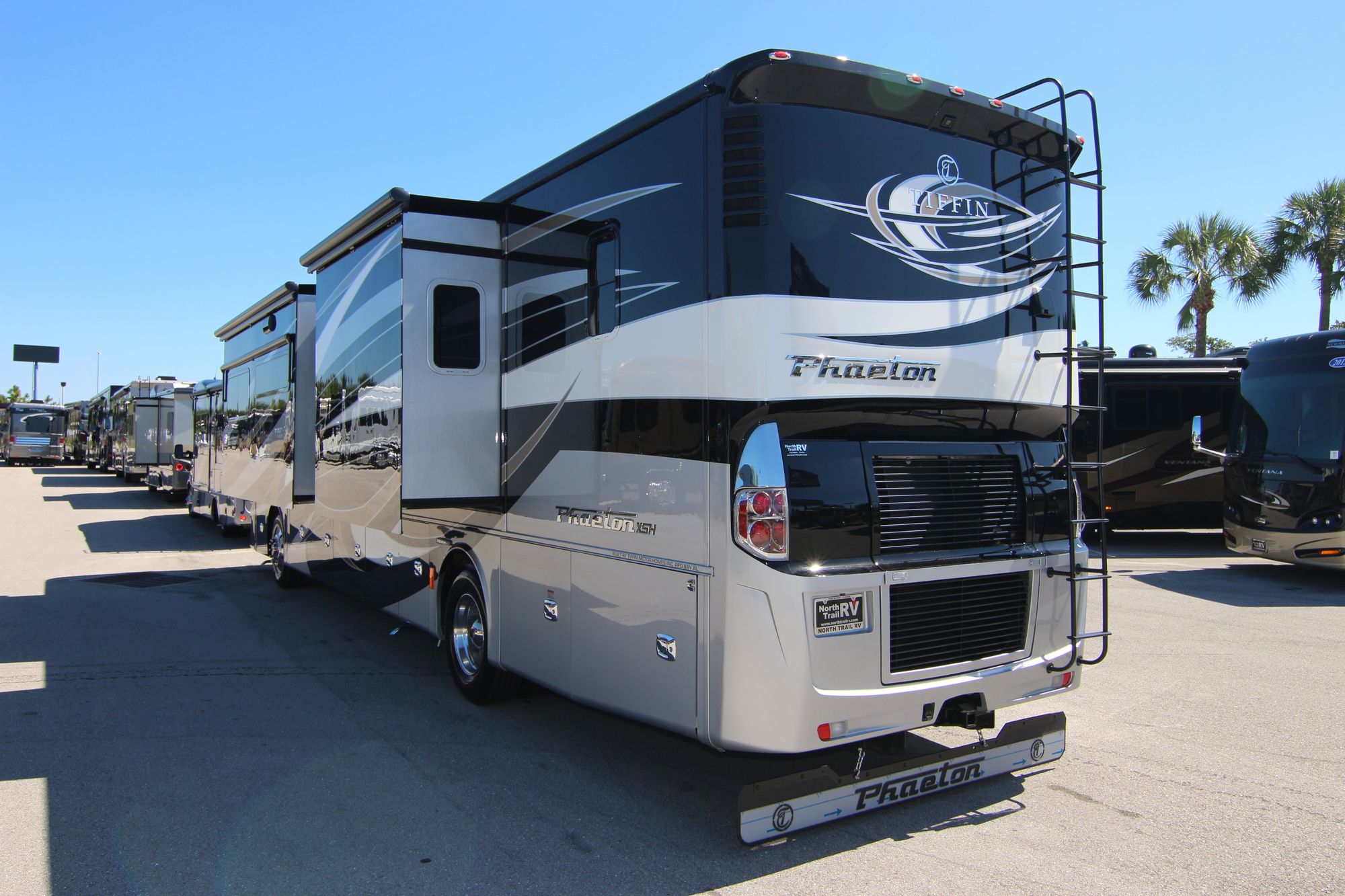 New 2019 Tiffin Motor Homes Phaeton 40IH Class A  For Sale