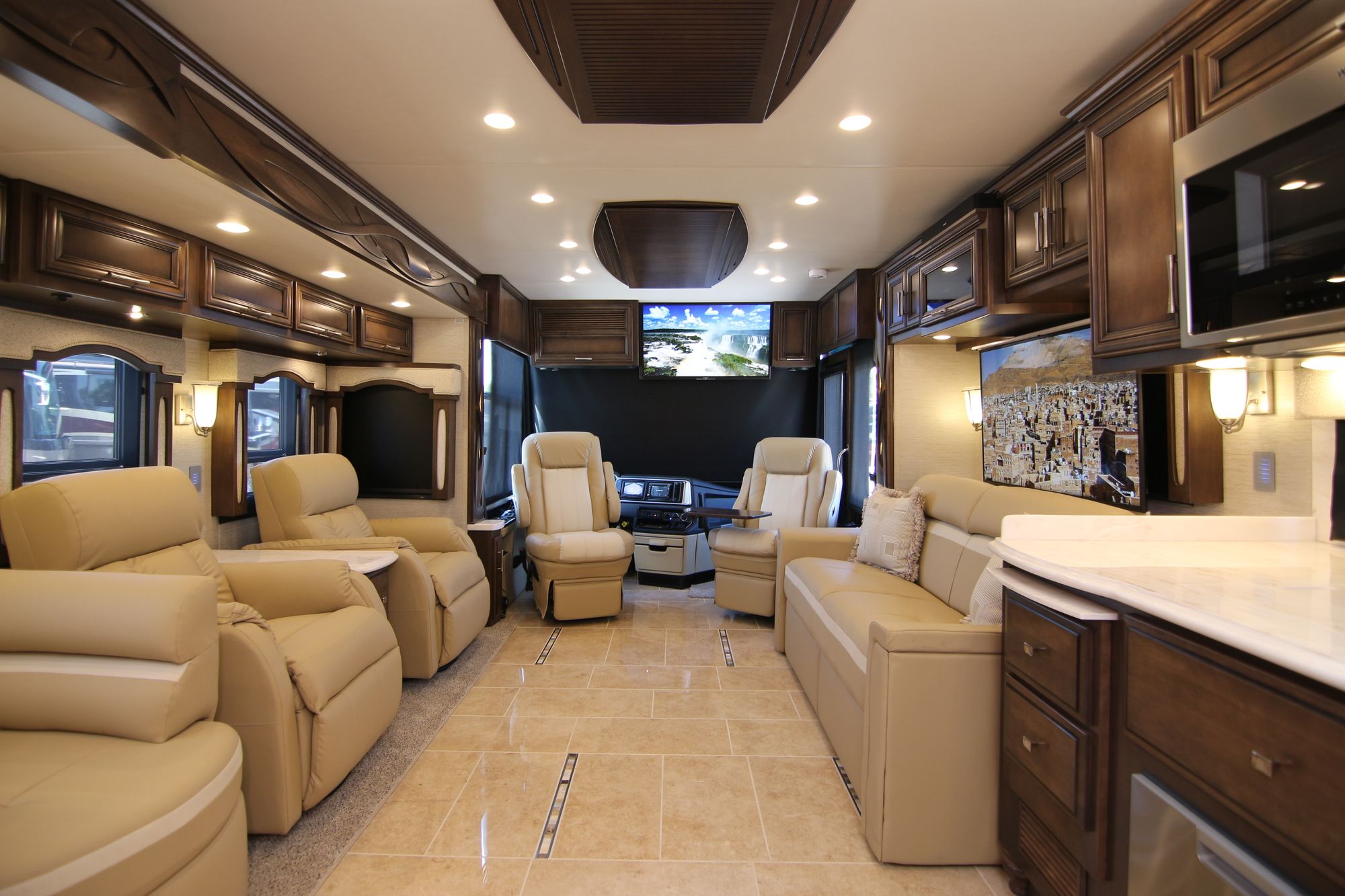 New 2019 Newmar Ventana 4369 Class A  For Sale