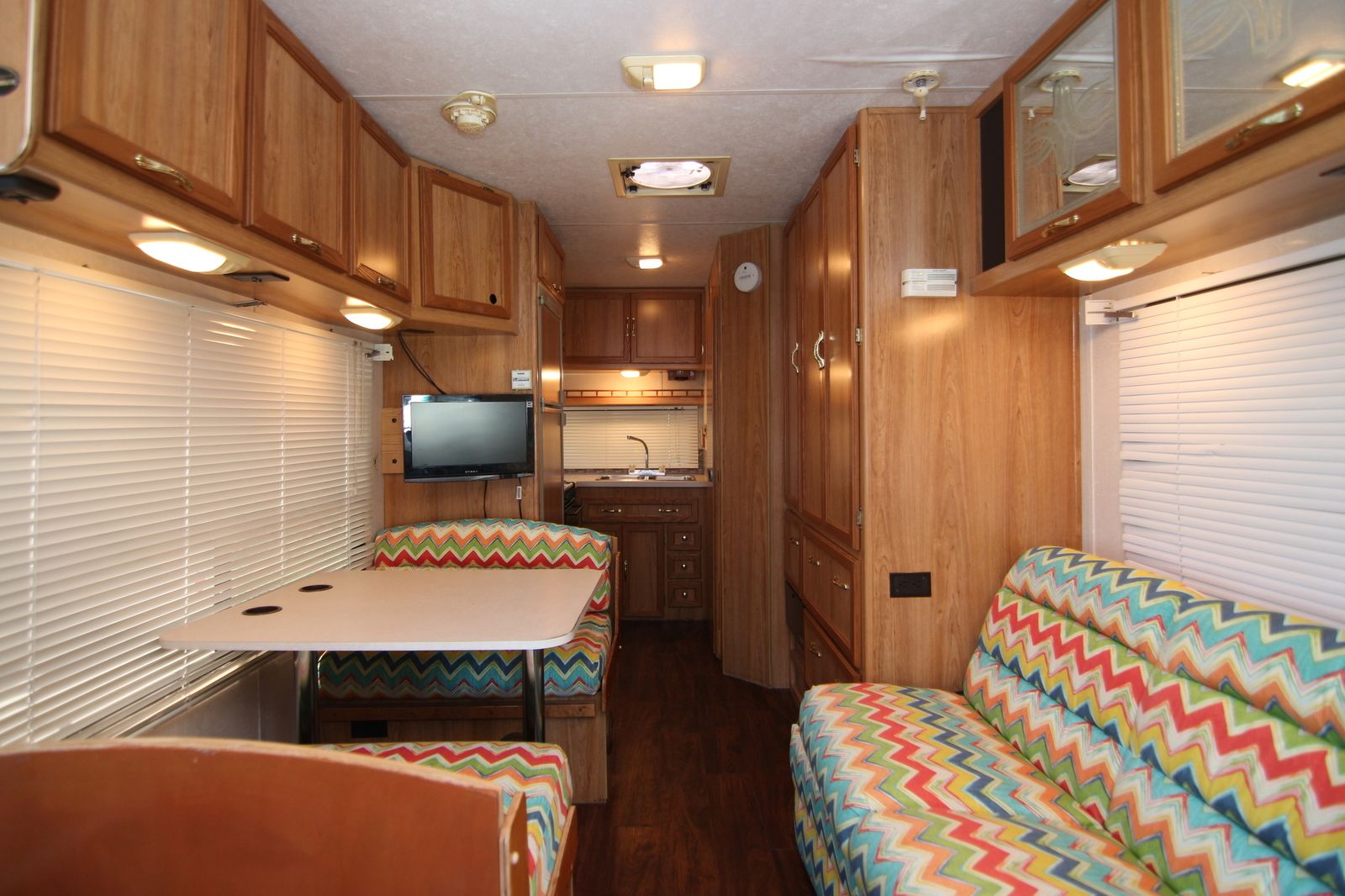 2000 Coachmen Catalina 22RK Class C Motorhome (Stock# 12177-3)