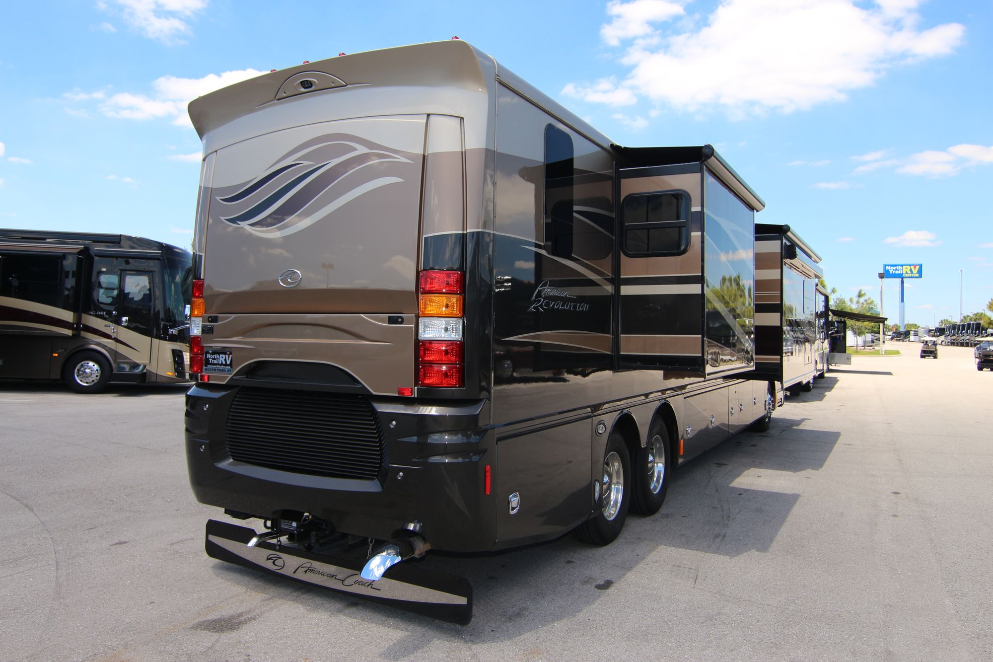 Used 2014 Fleetwood Revolution 42W Class A  For Sale