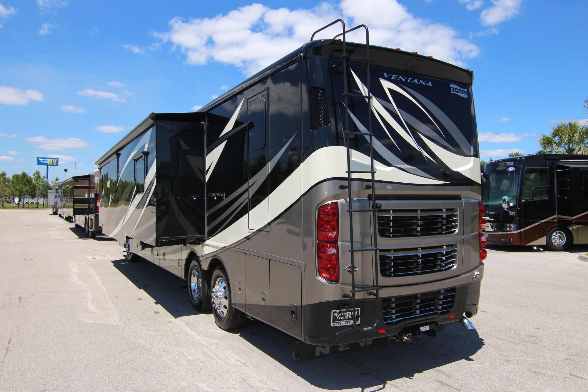 New 2019 Newmar Ventana 4369 Class A  For Sale