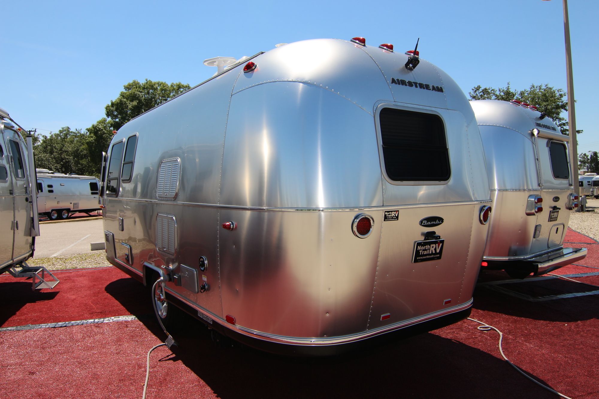 New 2019 Airstream Sport 22FB Travel Trailer  For Sale