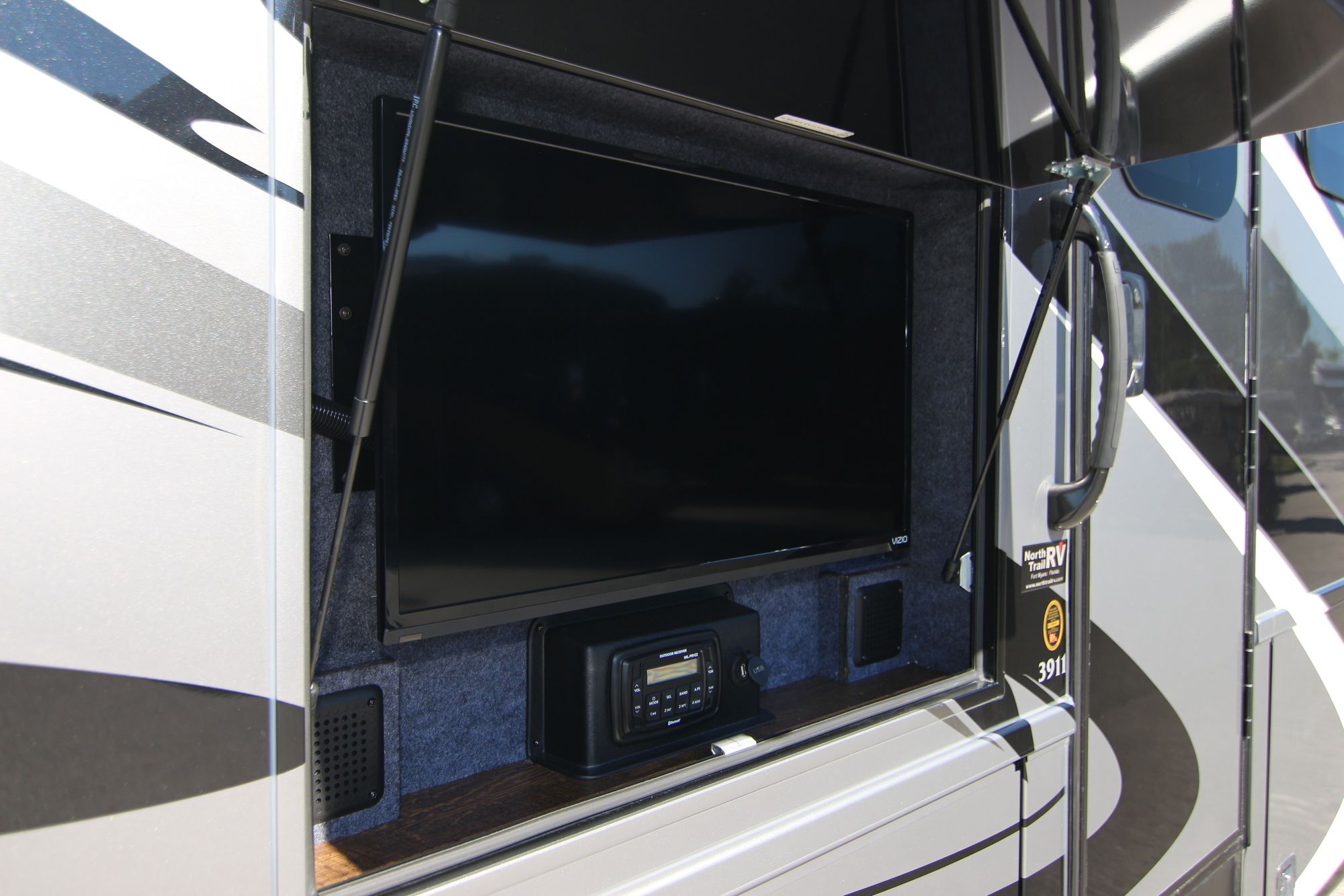 New 2019 Newmar Canyon Star 3911 Class A  For Sale