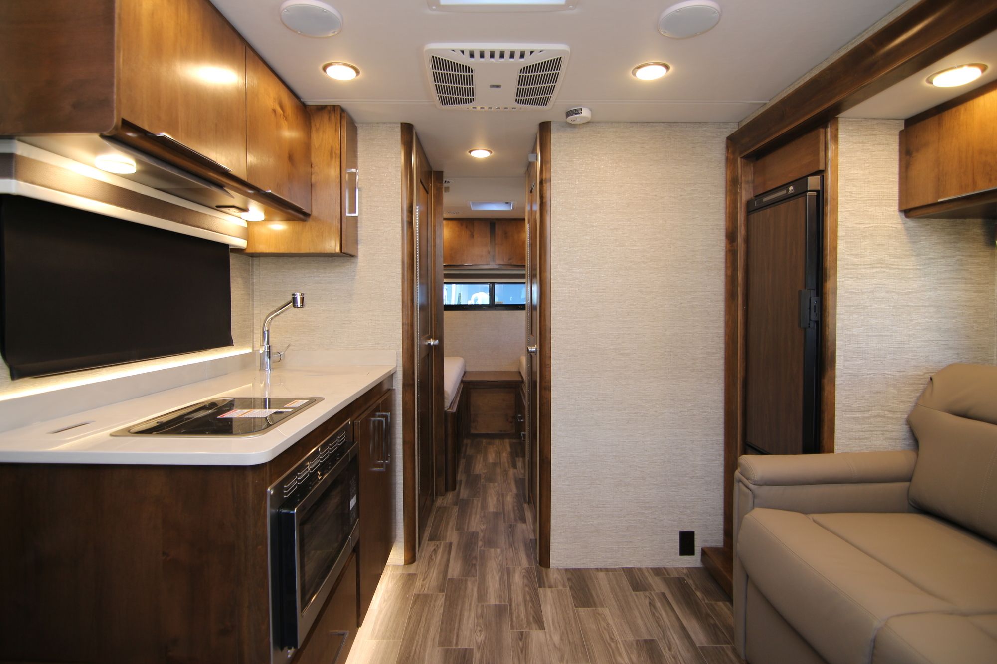 New 2020 Tiffin Motor Homes Wayfarer 24TW Class C  For Sale