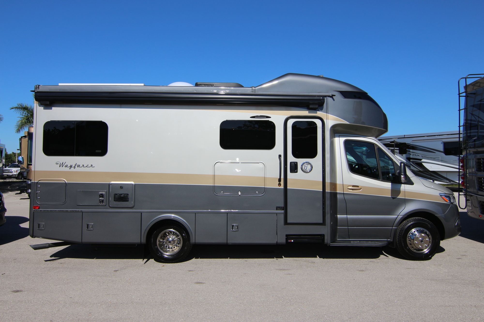 New 2020 Tiffin Motor Homes Wayfarer 24TW Class C  For Sale