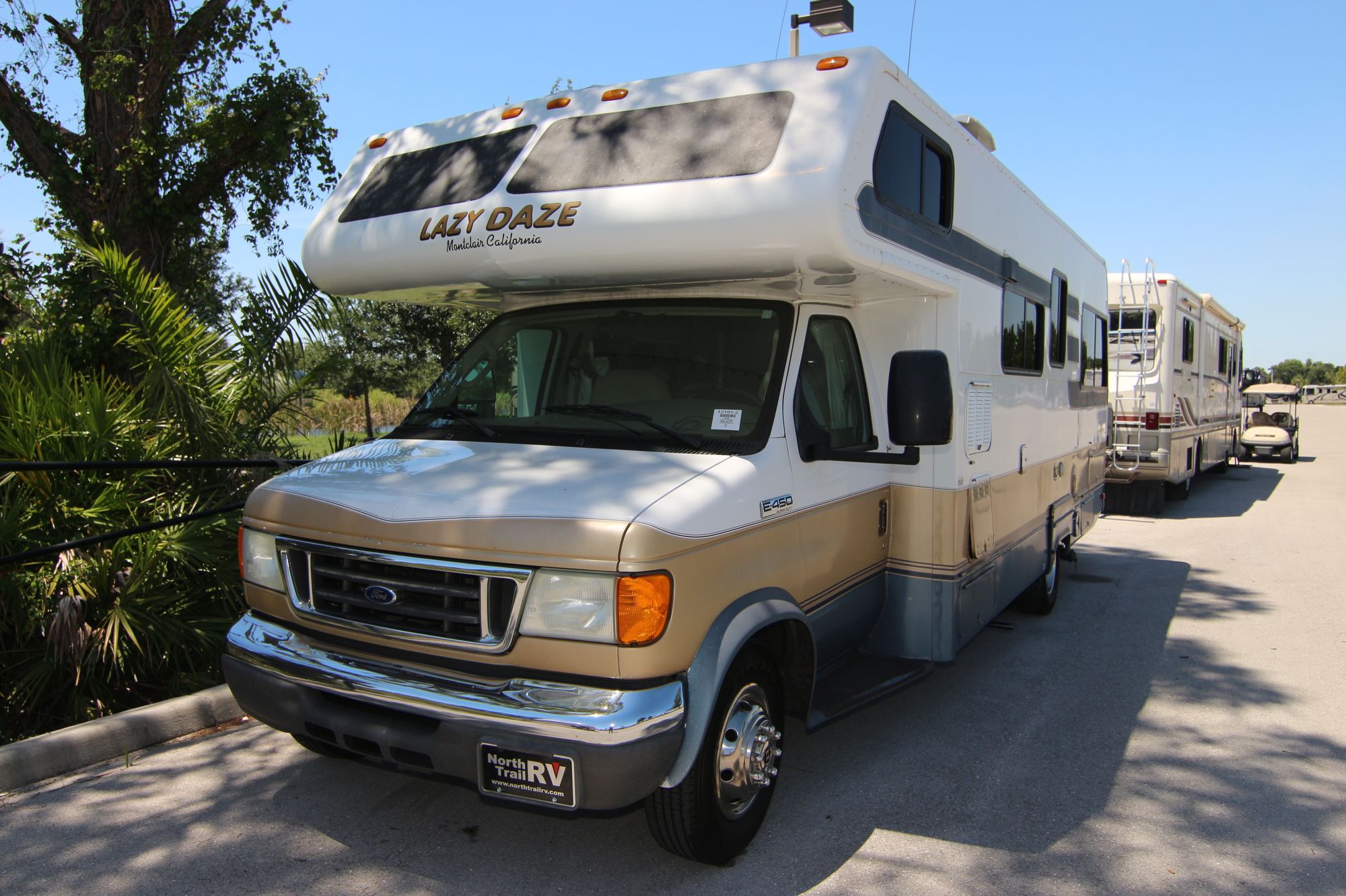 Used 2006 Lazy Daze Mid Bath 27 Class C  For Sale