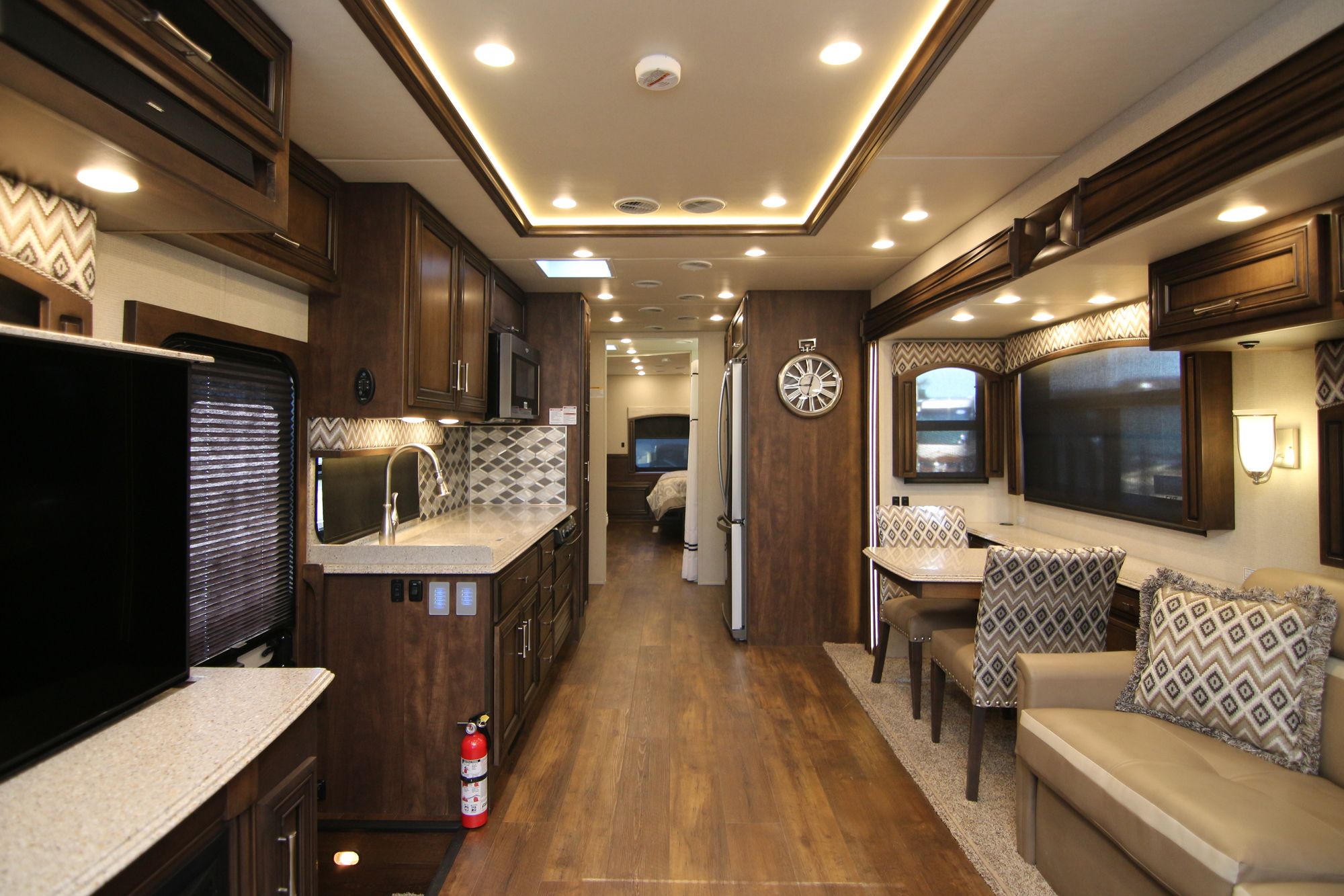 New 2019 Newmar Canyon Star 3911 Class A  For Sale