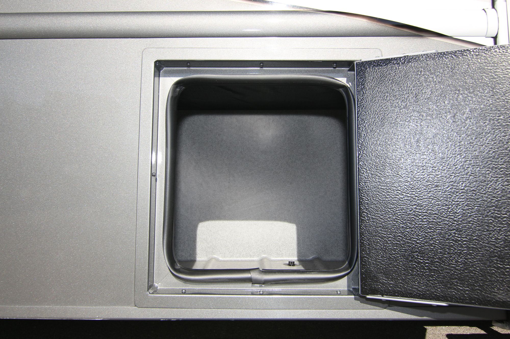 New 2020 Dynamax Isata 3 24RB Class C  For Sale