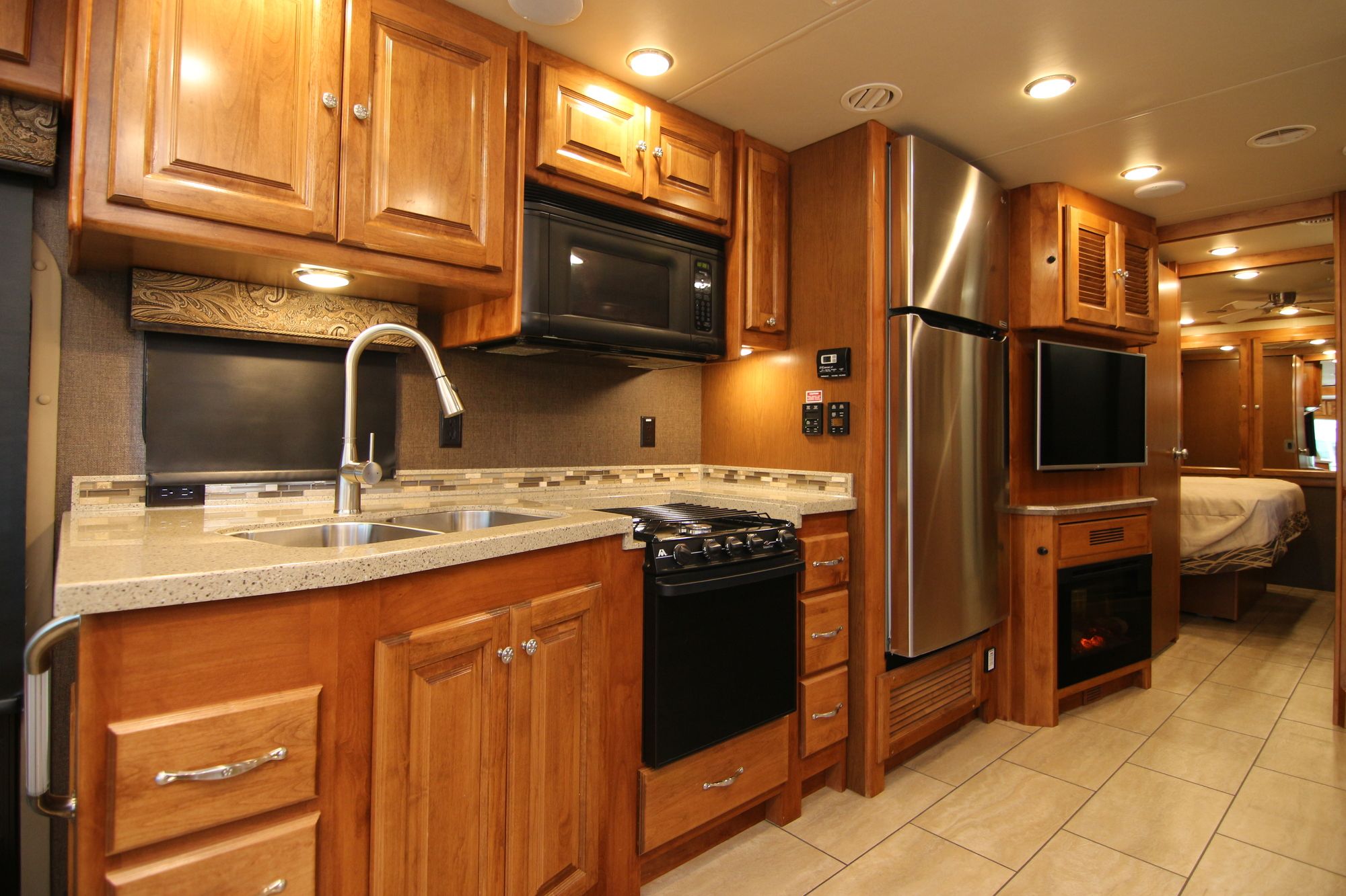 Used 2016 Tiffin Motor Homes Allegro 32SA Class A  For Sale