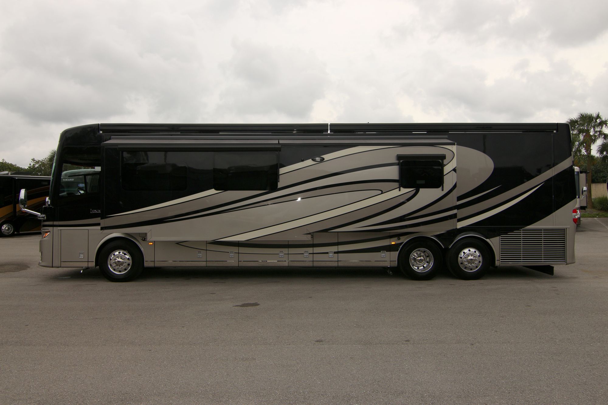 New 2019 Newmar London Aire 4551 Class A  For Sale