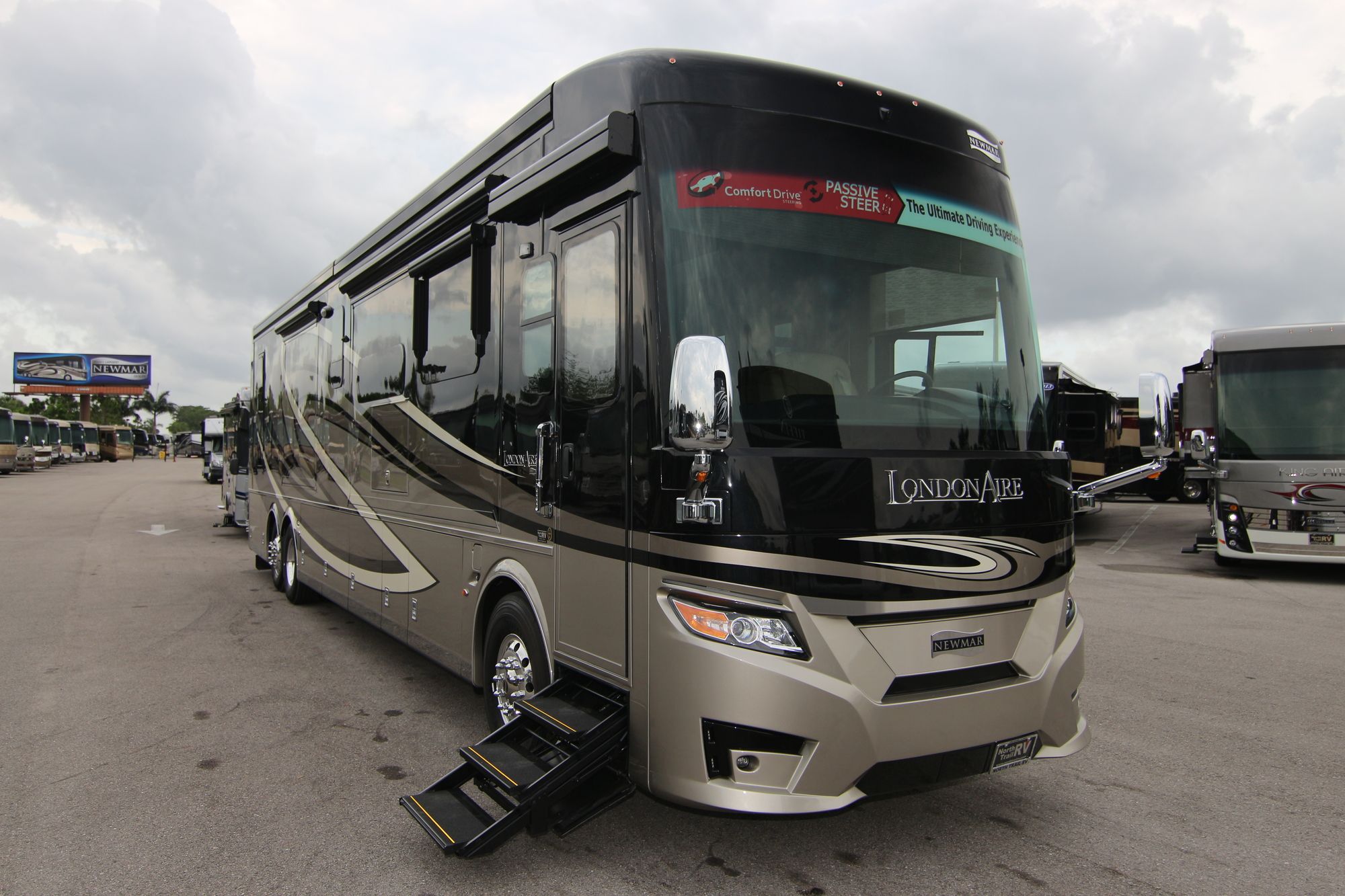 New 2019 Newmar London Aire 4551 Class A  For Sale