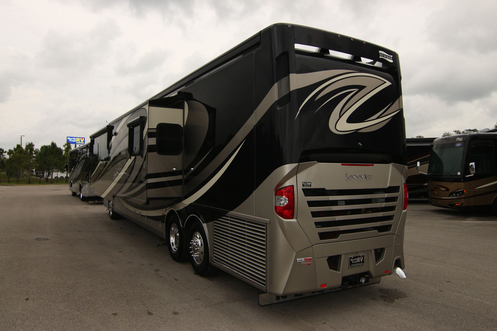 New 2019 Newmar London Aire 4551 Class A  For Sale