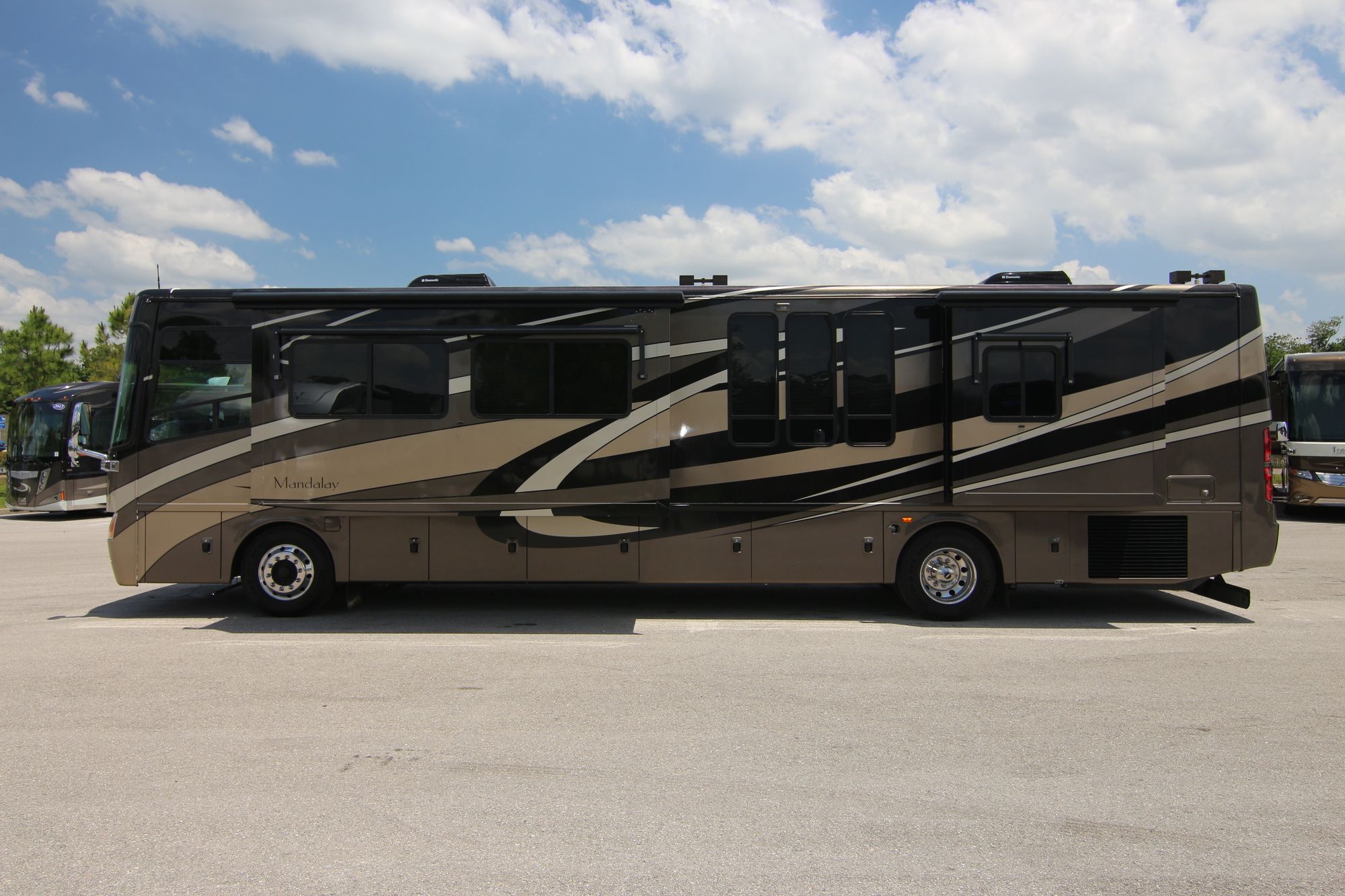 Used 2006 Four Winds Mandalay 40E Class A  For Sale