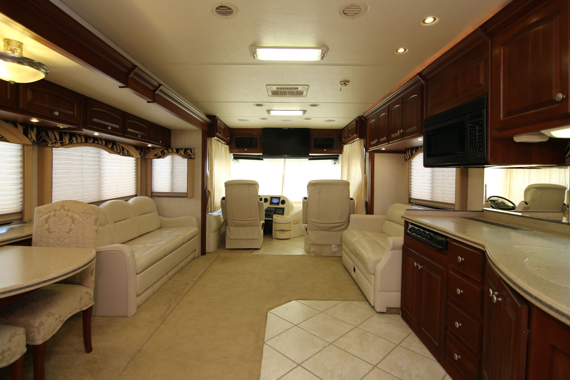 Used 2006 Four Winds Mandalay 40E Class A  For Sale