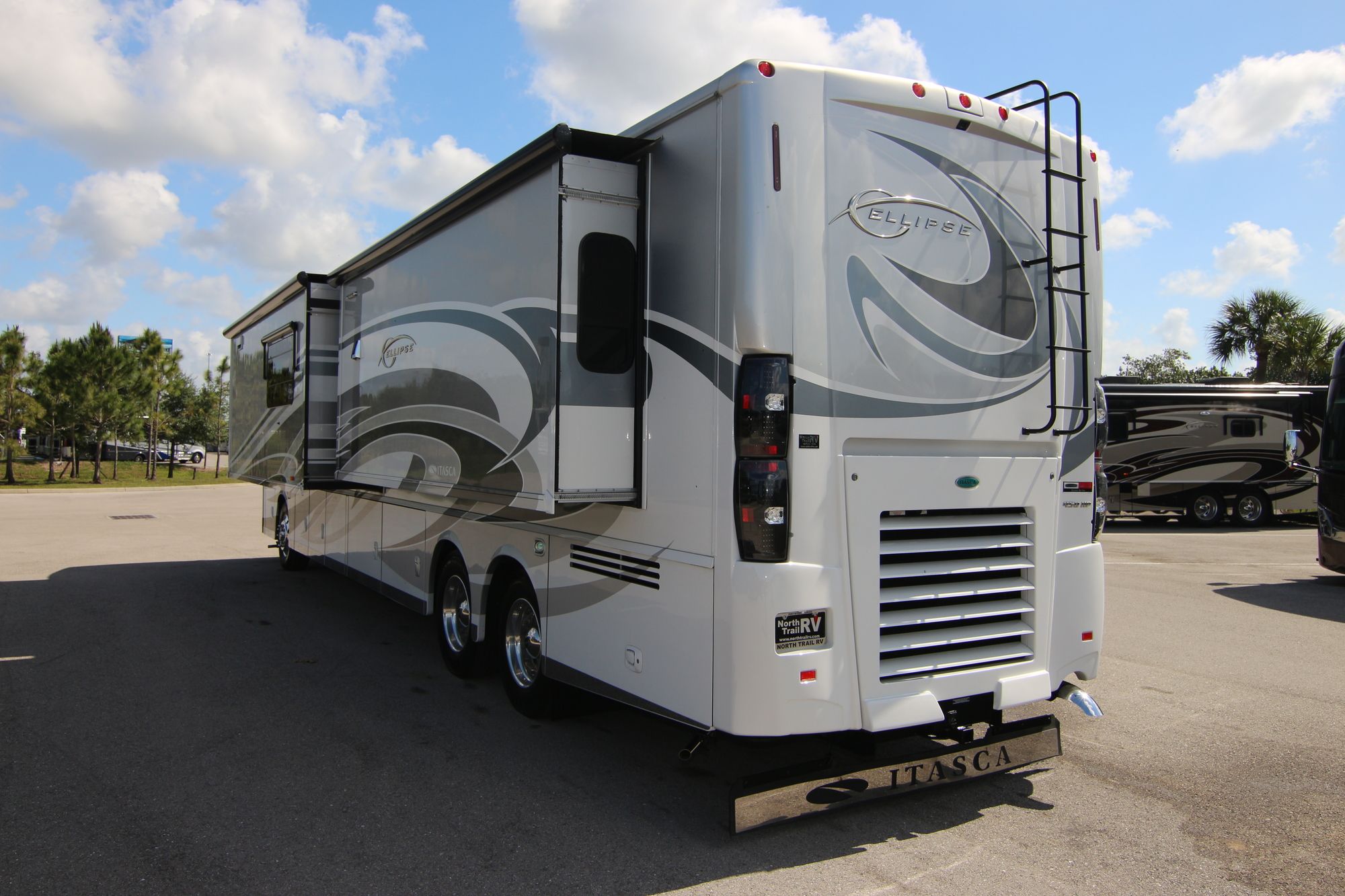 Used 2014 Itasca Ellipse 42GD Class A  For Sale