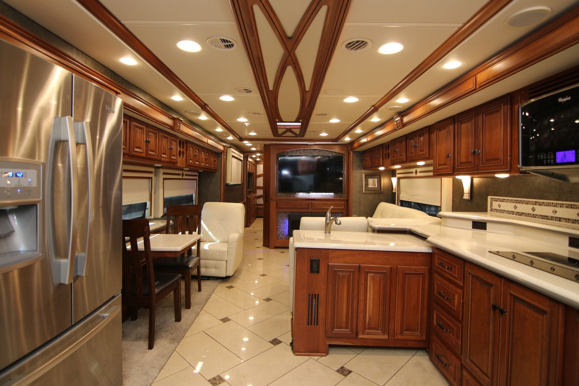 Used 2014 Itasca Ellipse 42GD Class A  For Sale