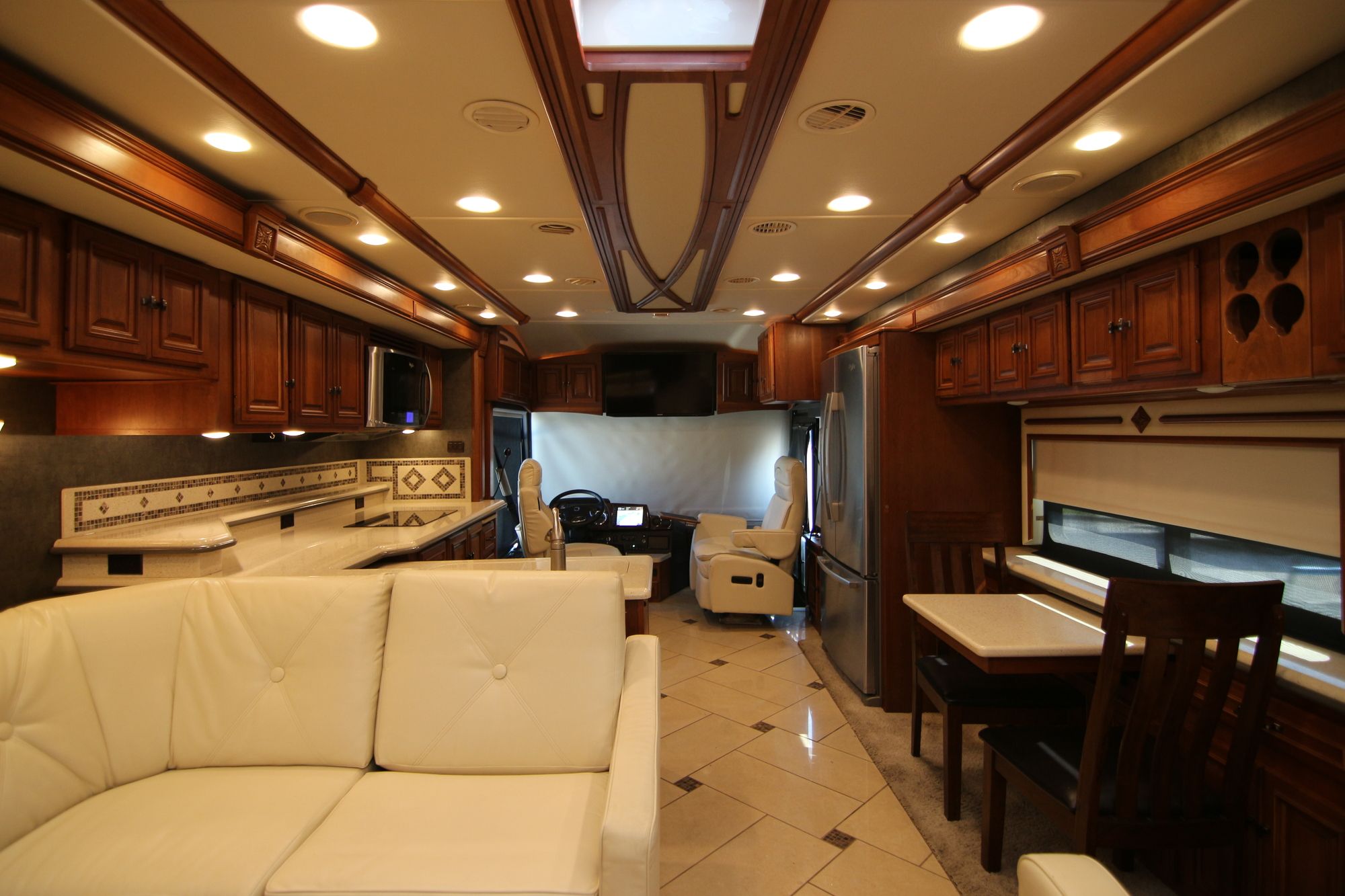 Used 2014 Itasca Ellipse 42GD Class A  For Sale