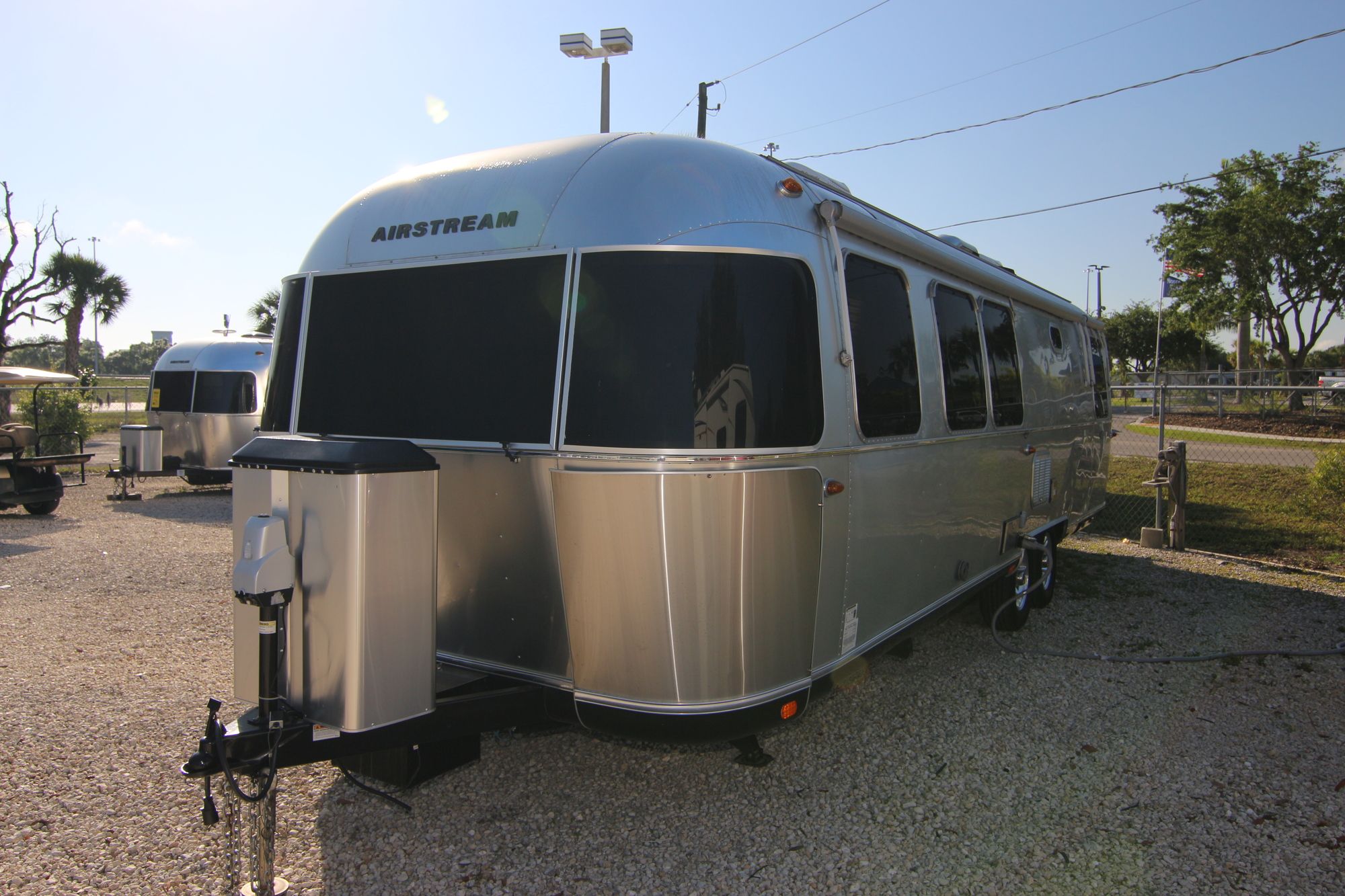 2017 Airstream Classic 30 12173 1