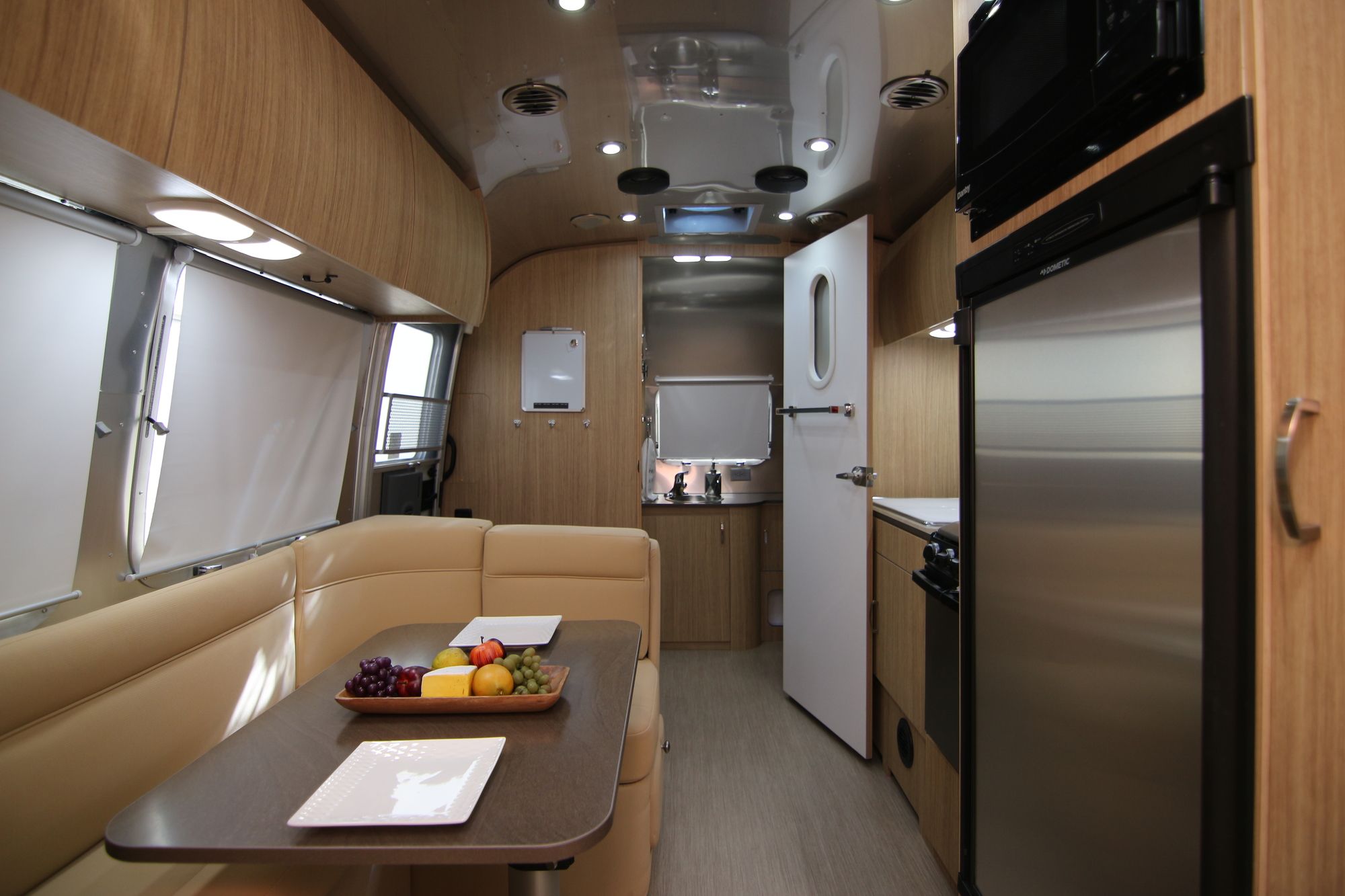 New 2019 Airstream Flying Cloud 23FB Travel Trailer  For Sale