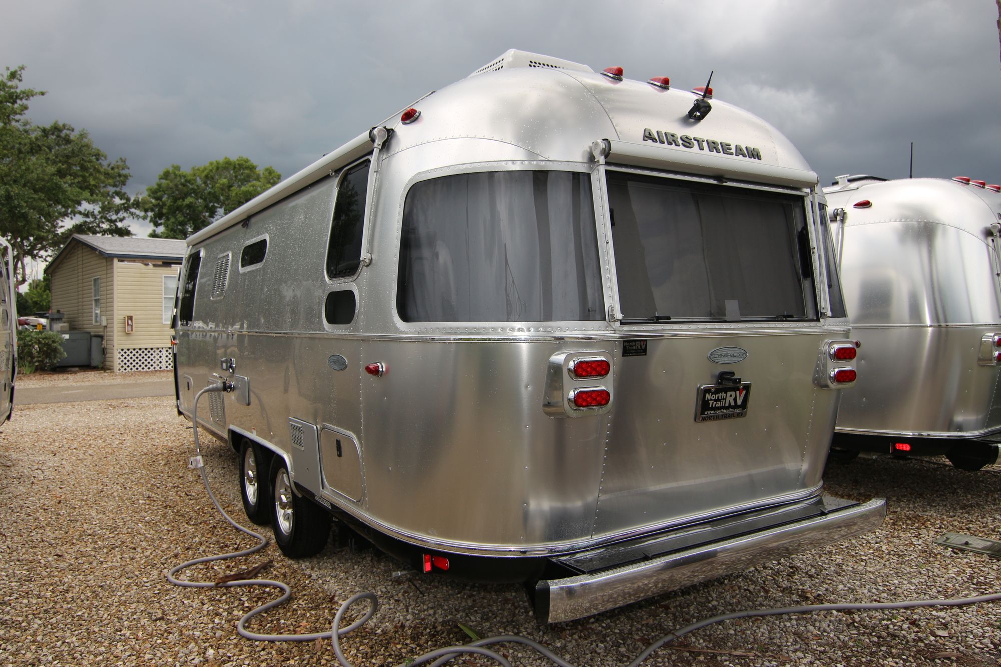 New 2019 Airstream Flying Cloud 25RB Travel Trailer  For Sale