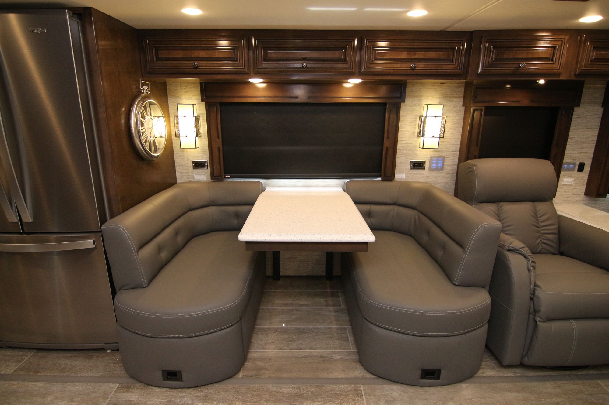 New 2019 Newmar Dutch Star 4369 Class A  For Sale