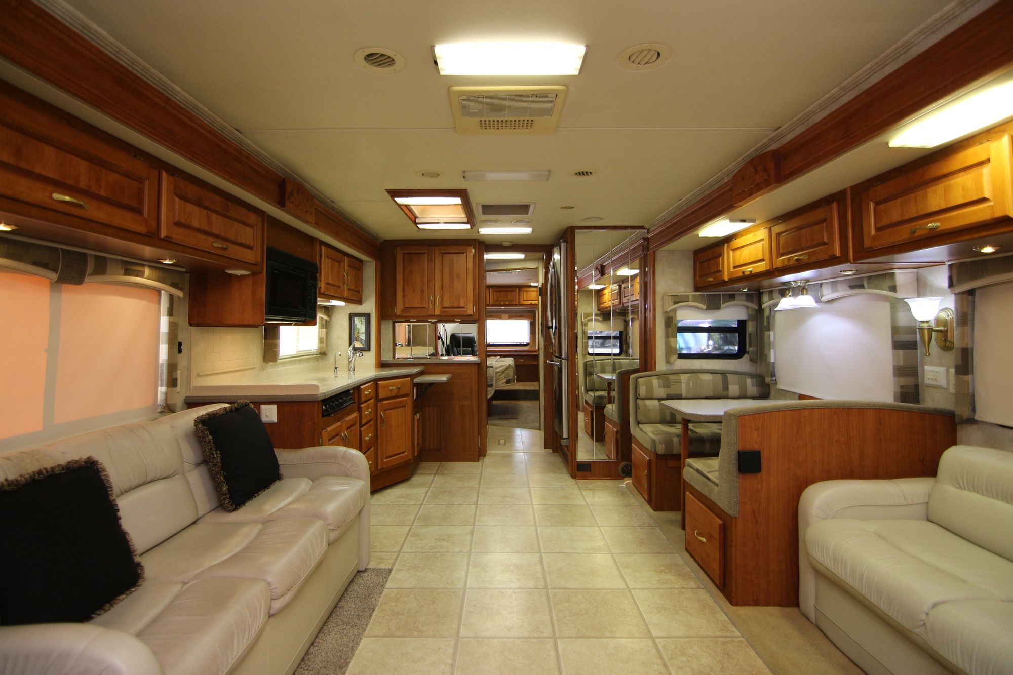 Used 2006 Holiday Rambler Ambassador 40PLQ Class A  For Sale