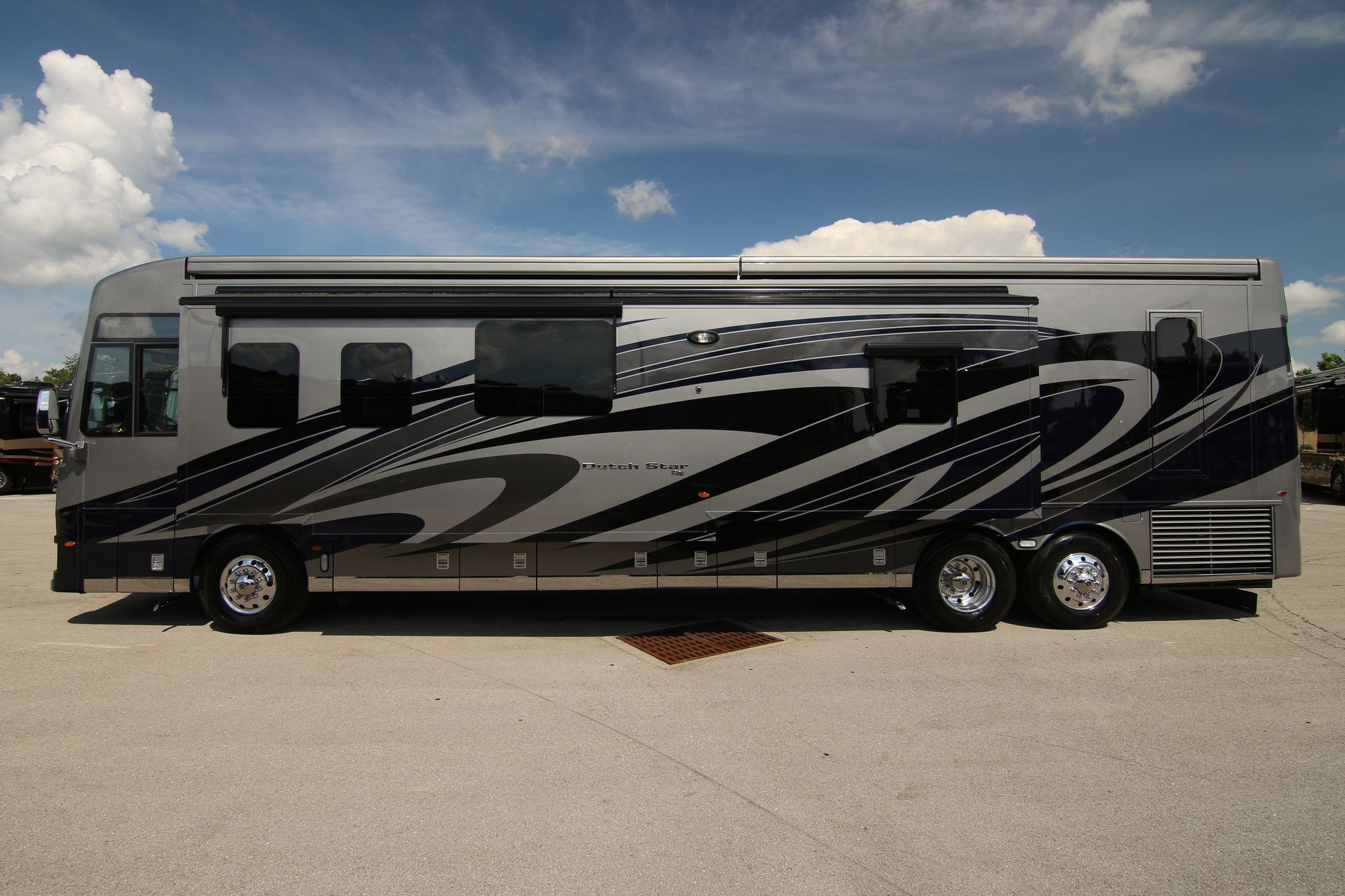 New 2019 Newmar Dutch Star 4369 Class A  For Sale