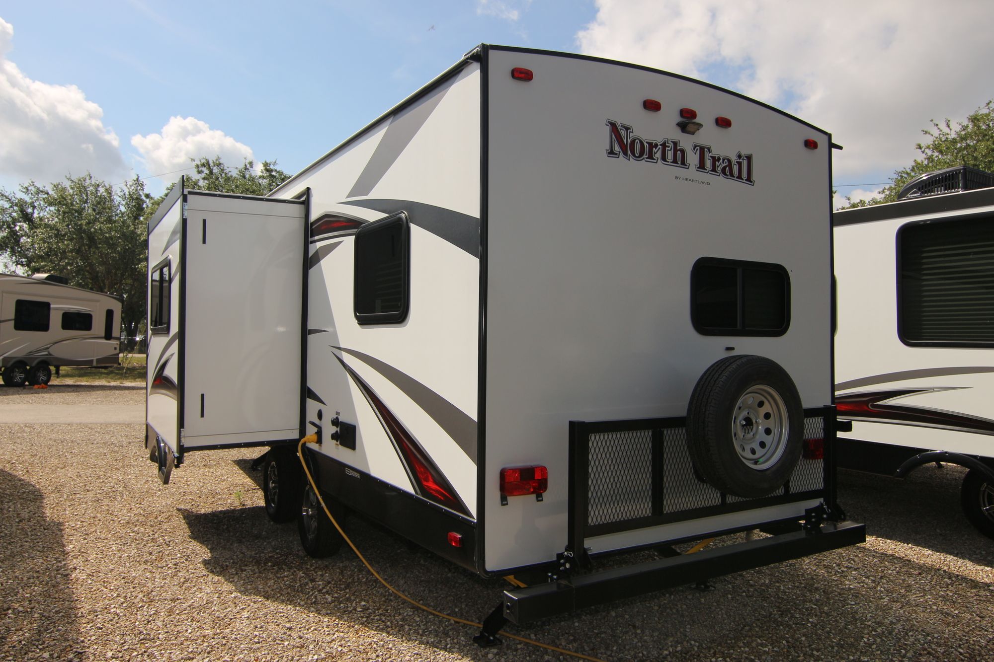 New 2019 Heartland Rv North Trail 24BHS Travel Trailer  For Sale