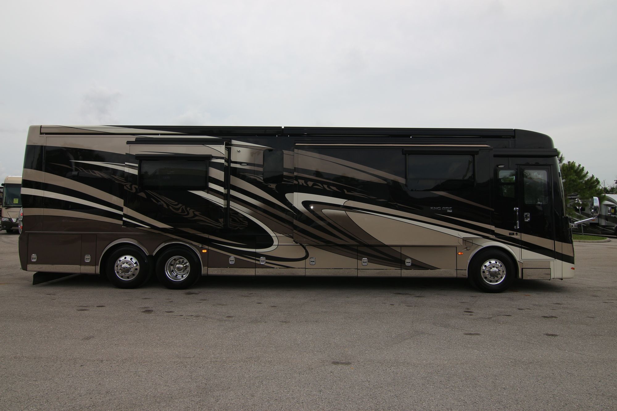 Used 2016 Newmar King Aire 4565 Class A  For Sale