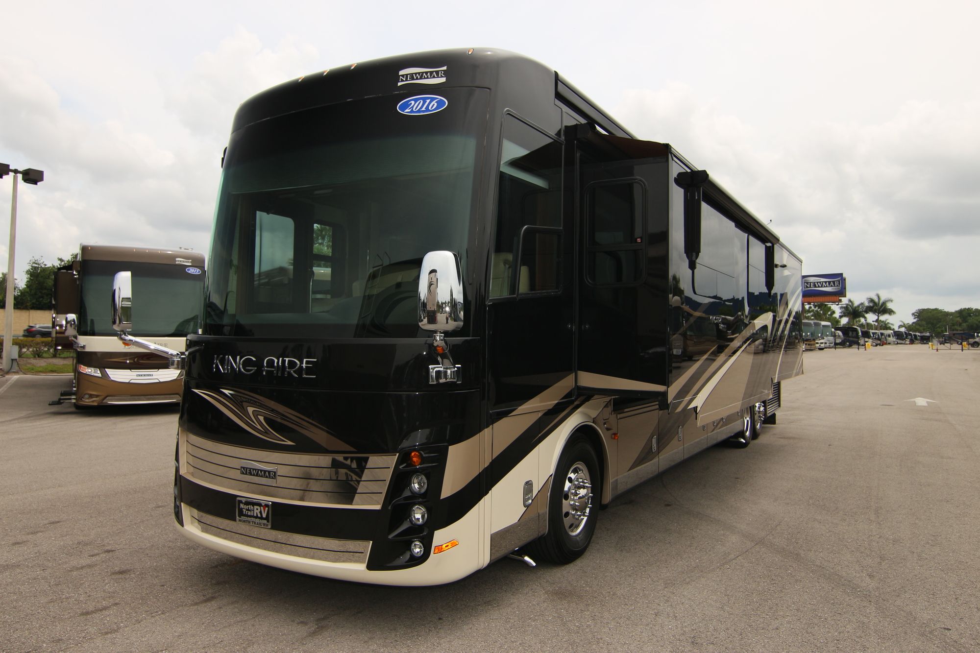 Used 2016 Newmar King Aire 4565 Class A  For Sale