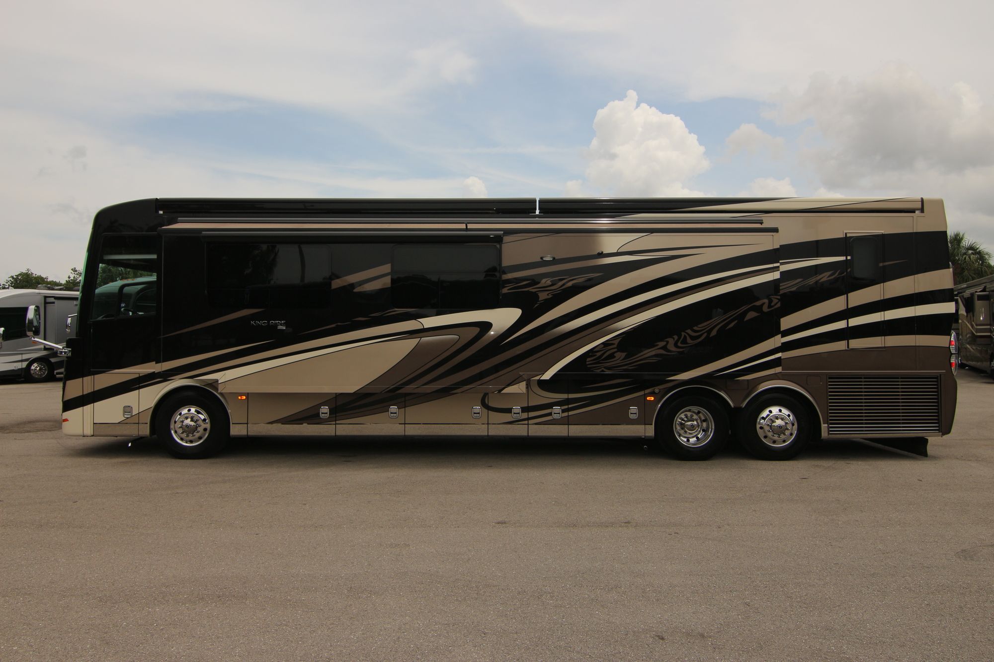 Used 2016 Newmar King Aire 4565 Class A  For Sale