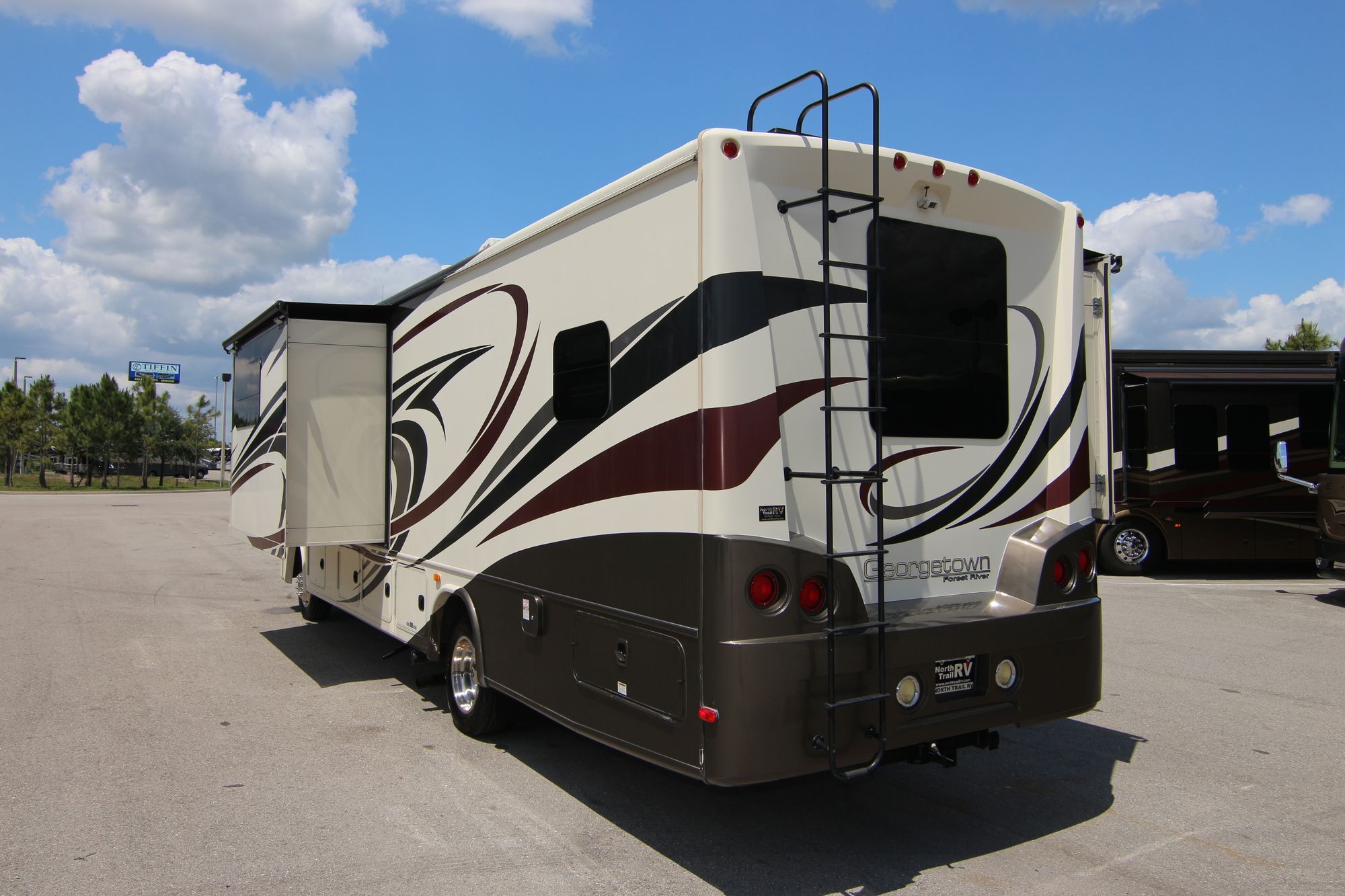 Used 2015 Forest River Georgetown 310DS Class A  For Sale