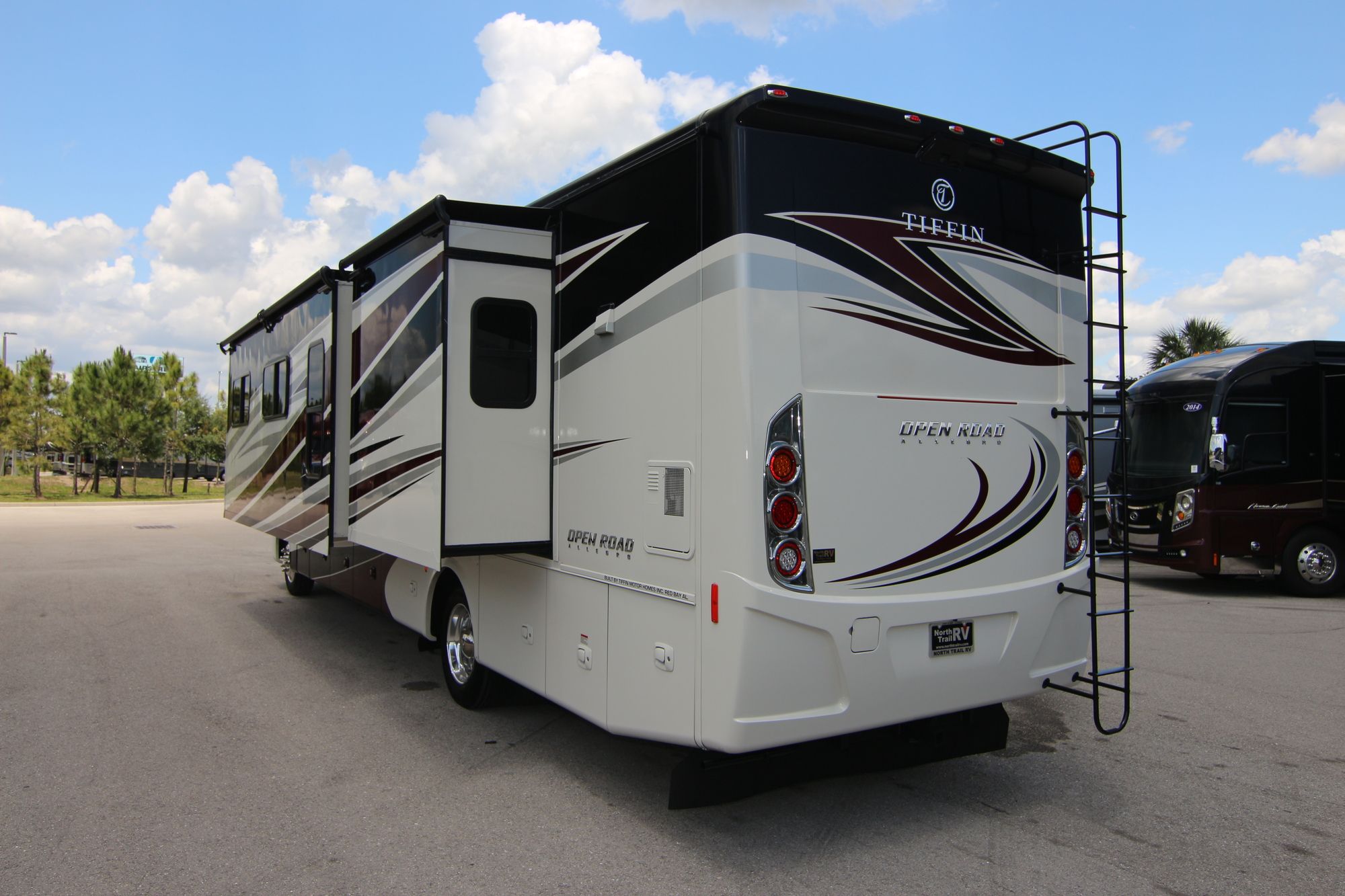 Used 2018 Tiffin Motor Homes Allegro 36LA Class A  For Sale