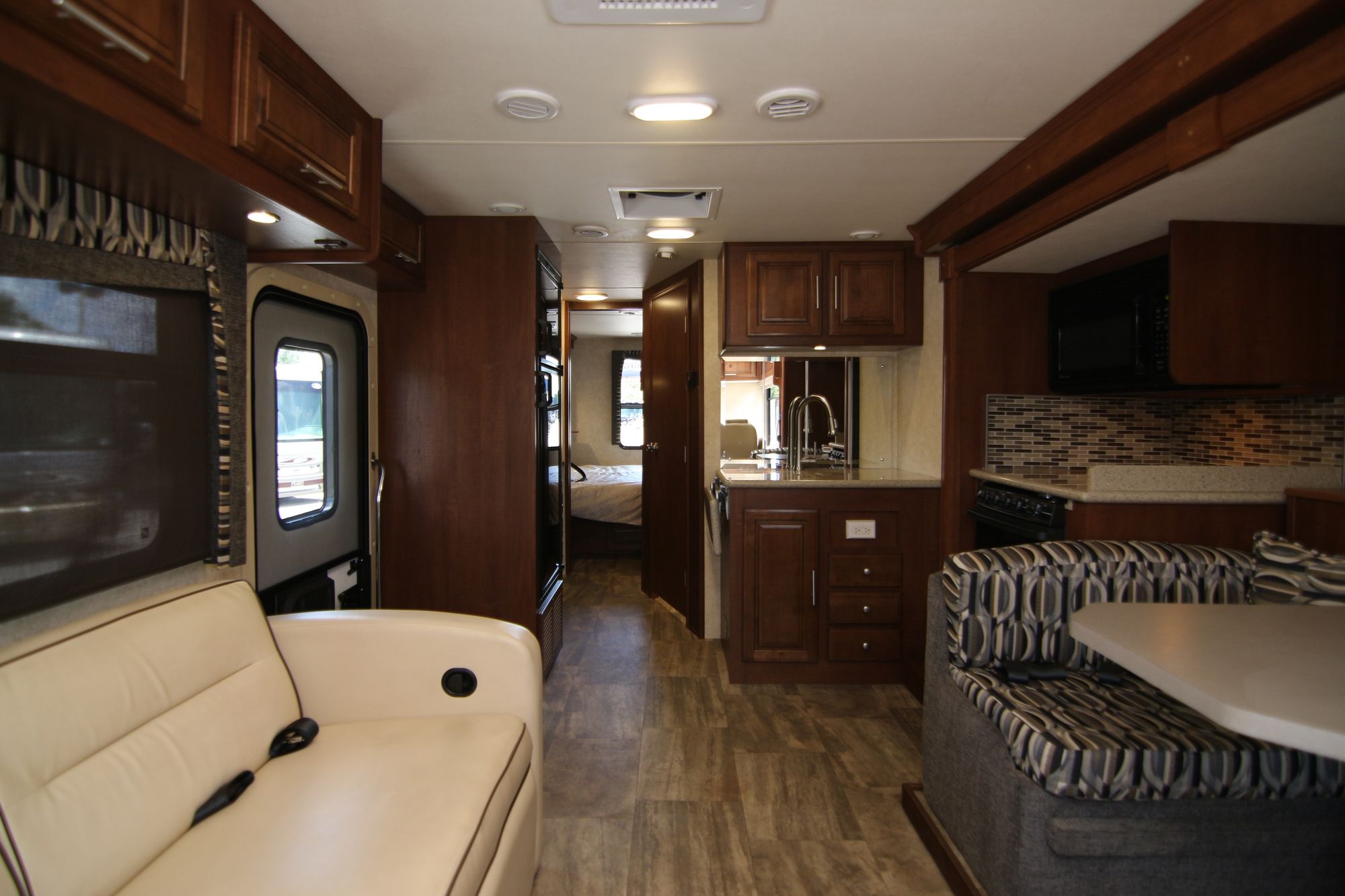 Used 2015 Forest River Georgetown 310DS Class A  For Sale