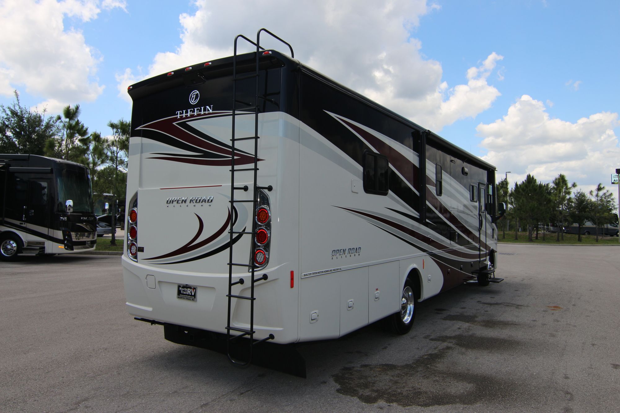 Used 2018 Tiffin Motor Homes Allegro 36LA Class A  For Sale